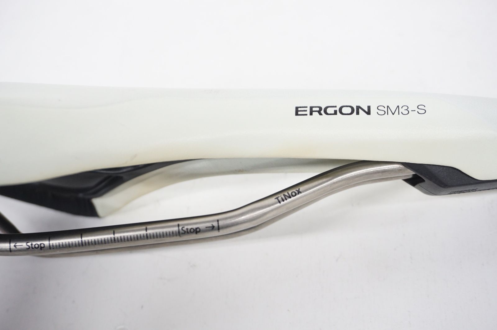 ERGON サドル SMC3-S PRO ホワイト 未使用 | APPS-BICENTENARIO-PRD-01