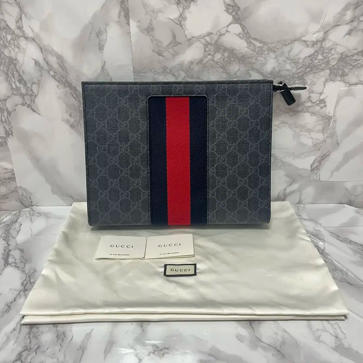 OS グッチ GG シュプリーム クラッチバッグ