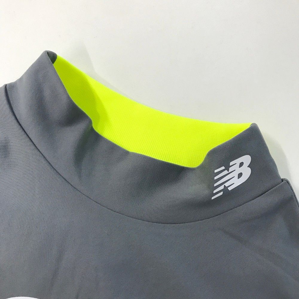 サイズ：5 NEW BALANCE GOLF ニューバランス  ロゴプリント ハイネック長袖Tシャツ  グレー系 [240101441691] ゴルフウェア メンズ ストスト NEW BALANCE GOLF ニューバランス ロゴプリント ハイネック長袖T