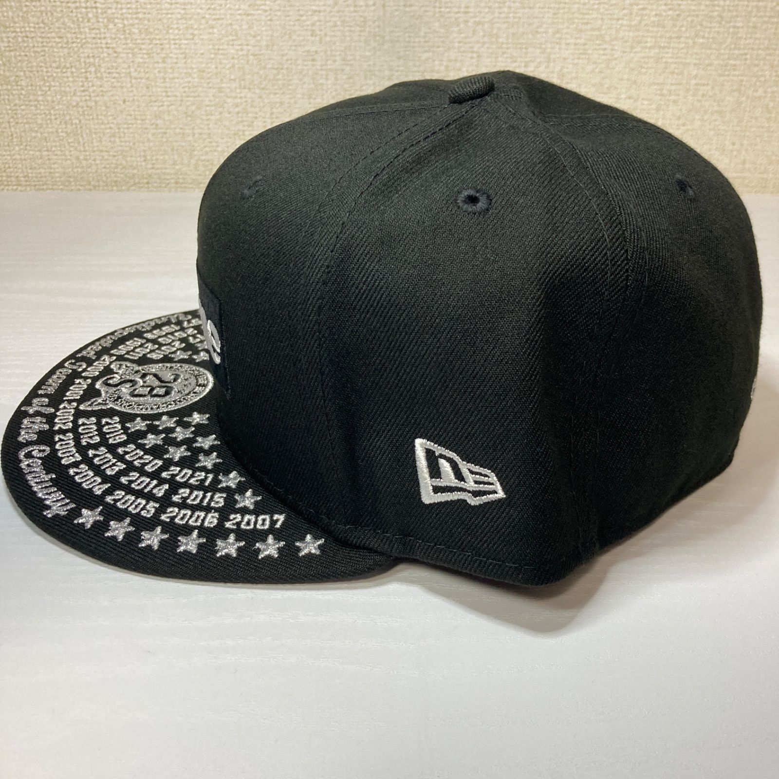 Supreme Undisputed Box Logo New Era 【フォロー10%OFF