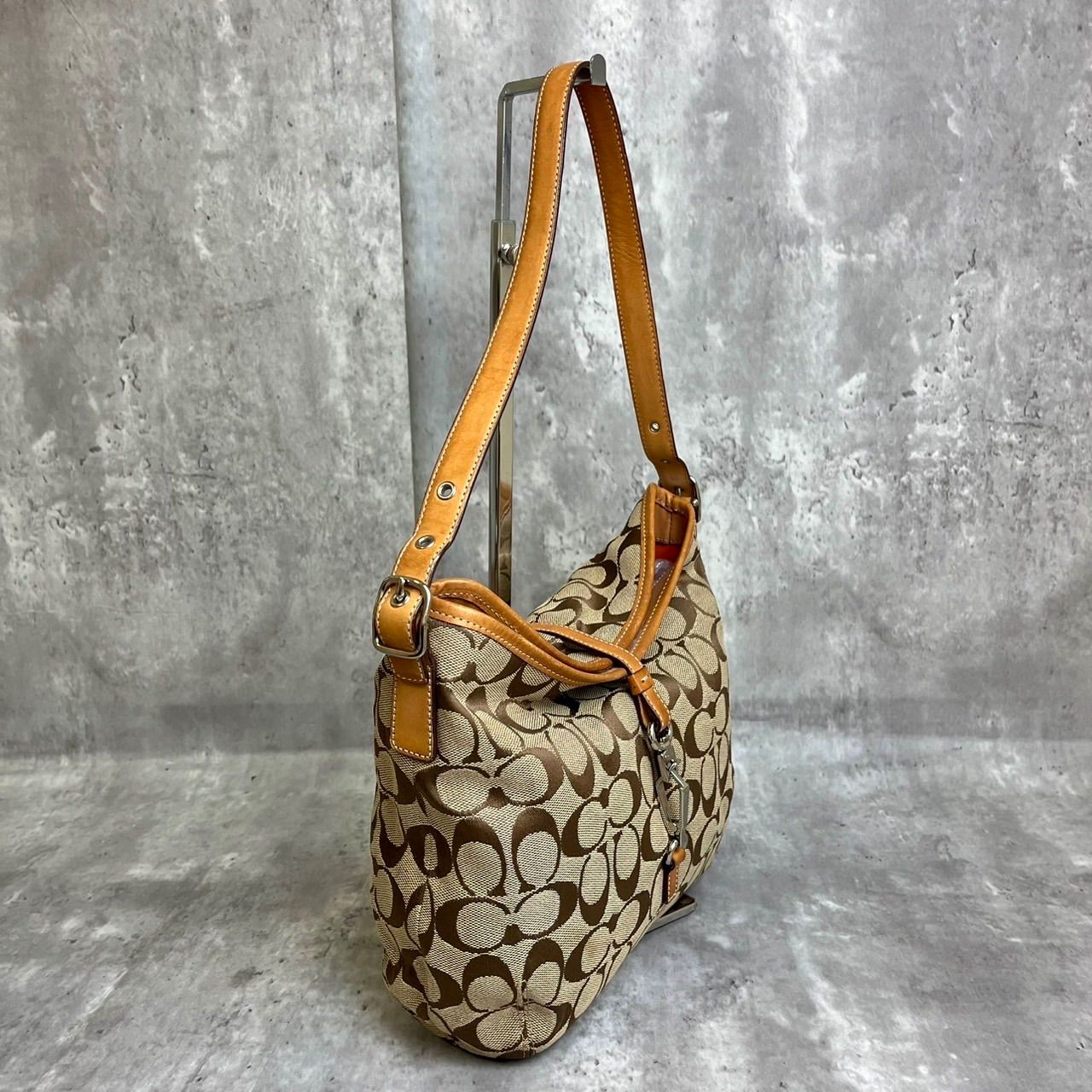 良品】 COACH Y2K signature canvas leather beige light brown Jackie 