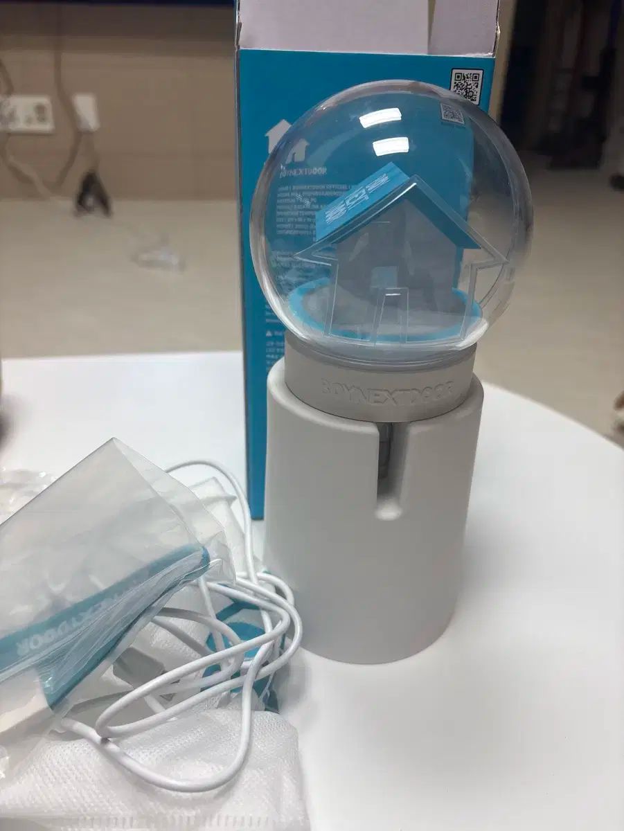 boynextdoor ペンライト ワンダースティック Amazon.co.jp: BOYNEXTDOOR - OFFICIAL LIGHT STICK 公式 ペン