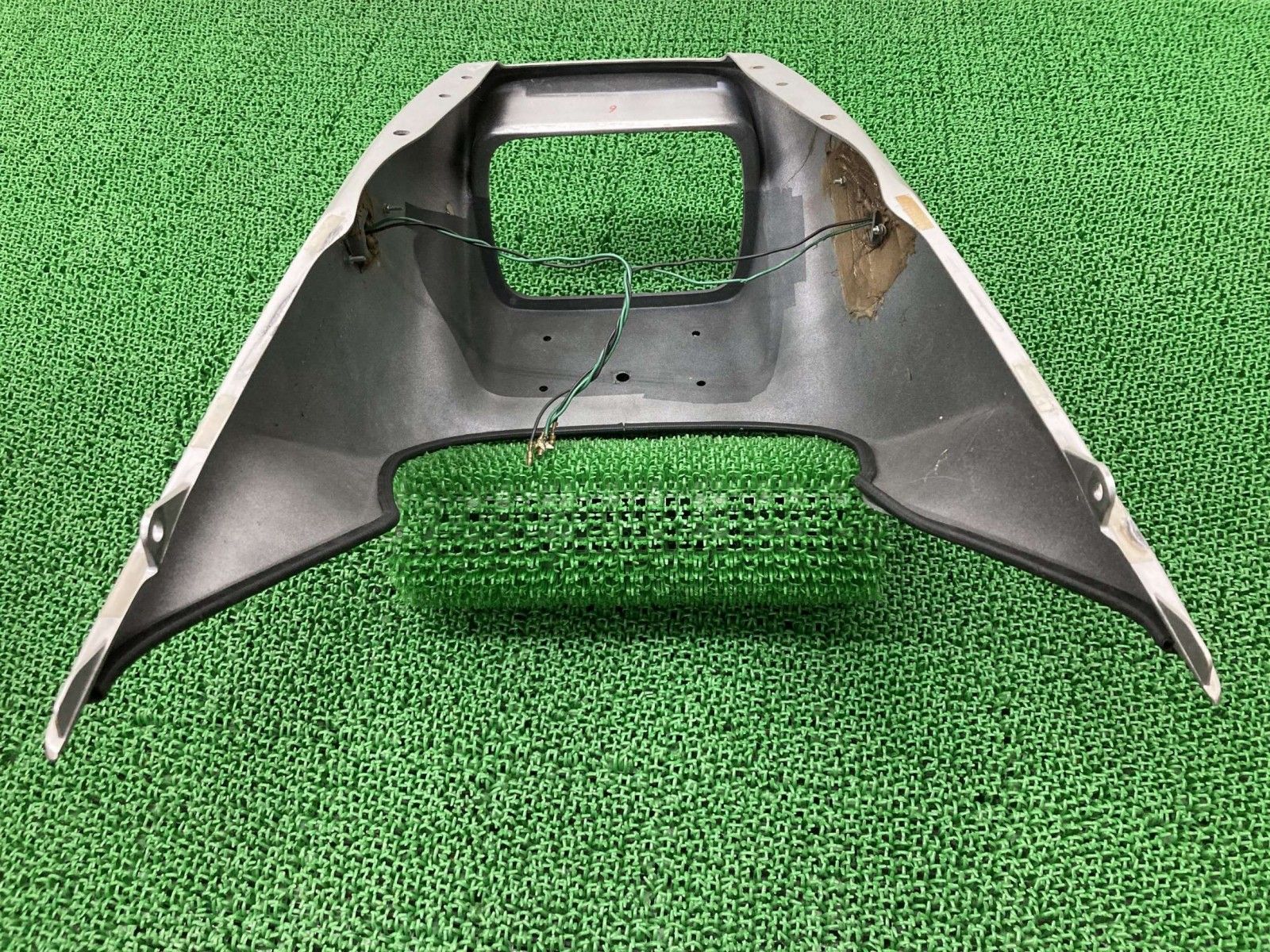 GSX1100Sカタナ アッパーカウル 赤 94411-493 スズキ 純正 中古