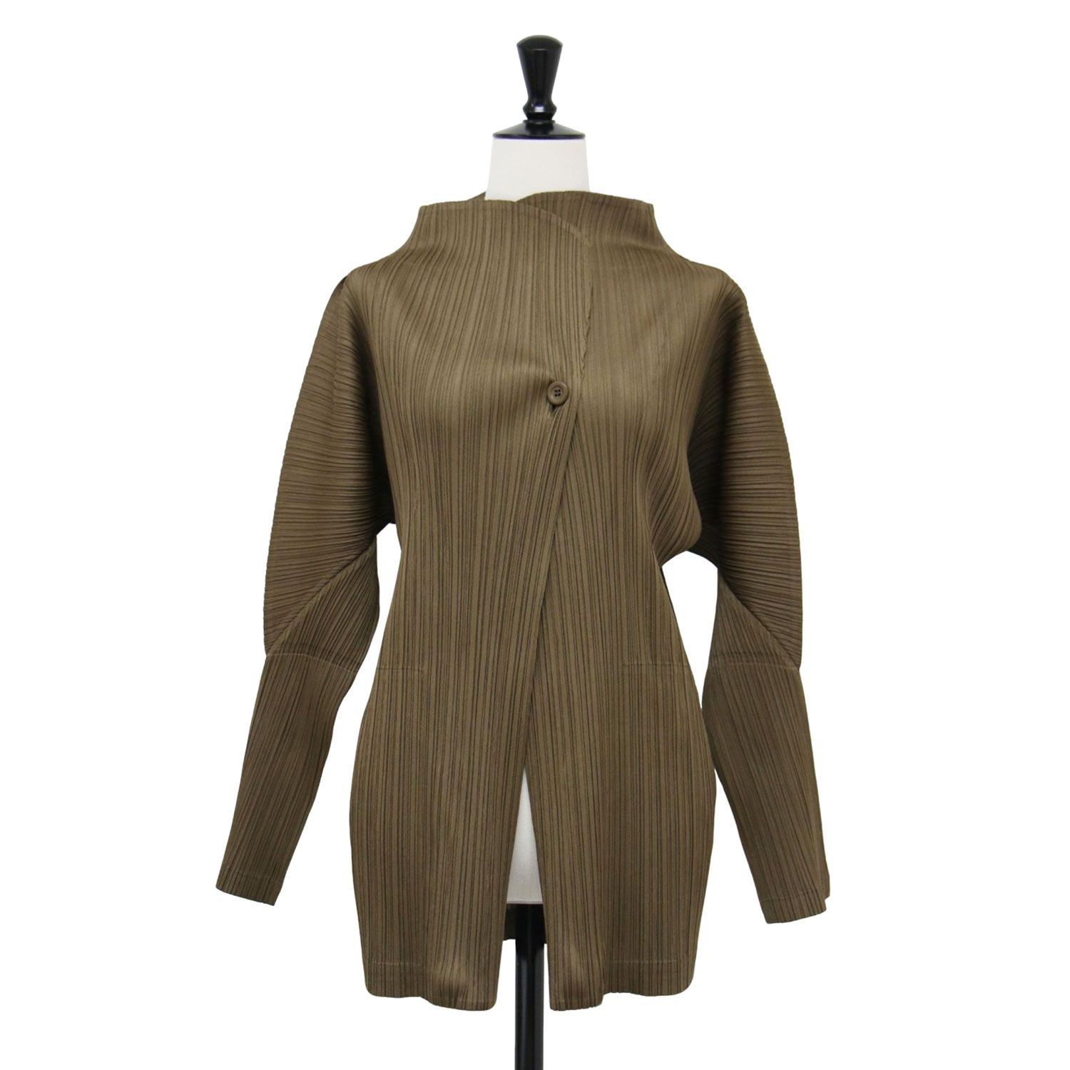 PLEATS PLEASE プリーツプリーズ ジャケット カーキ サイズ 3 L | プリーツ 1ボタン ジャケット | カーディガン | 羽織り 長袖 スタンドカラー ドルマンスリーブ | 日本製 | アウター ブルゾン 上着 レディース