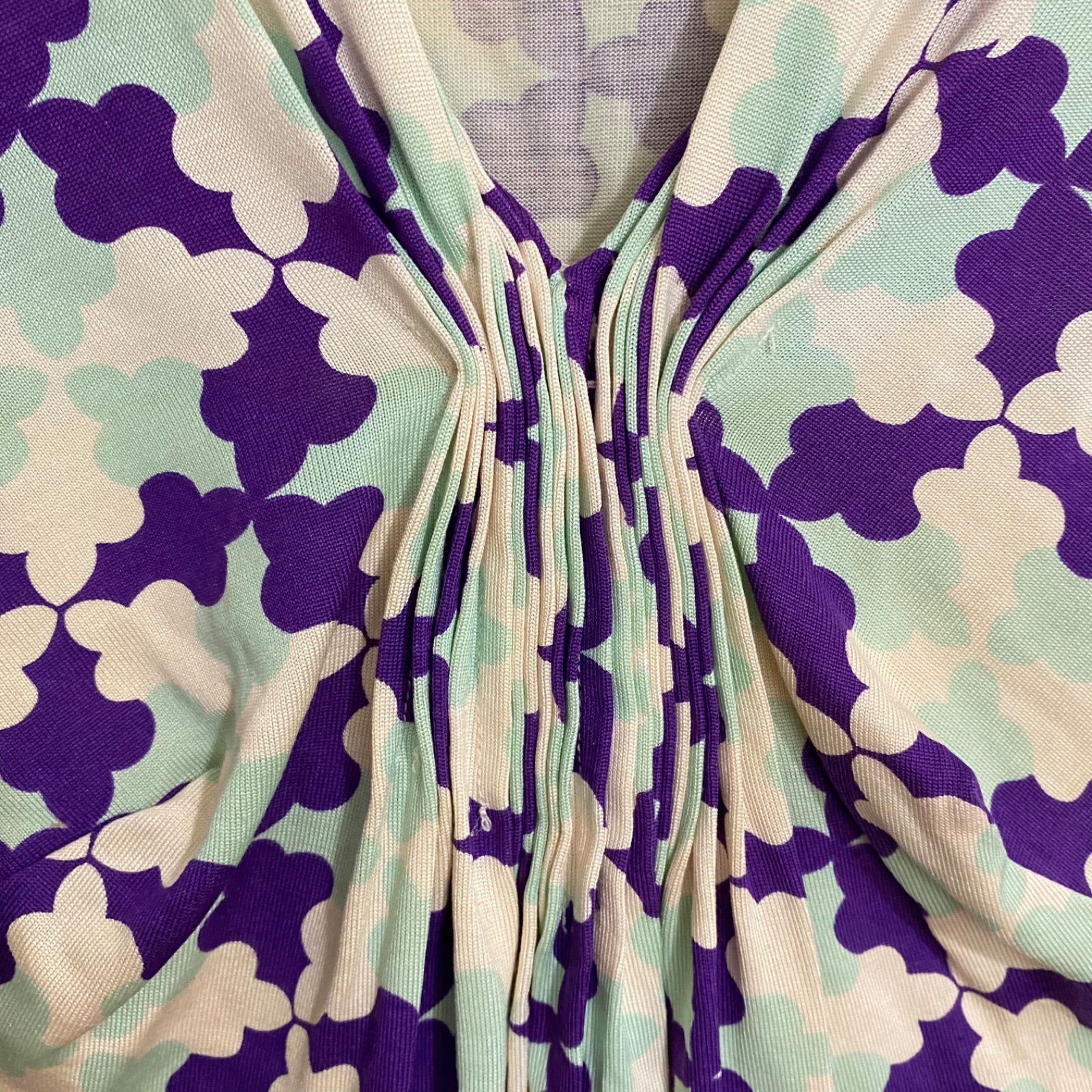 美品　ダイアンフォンファステンバーグ　ブラウス チュニック　シルク100% ダイアンフォンファステンバーグ シルク100％ チュニックドレス