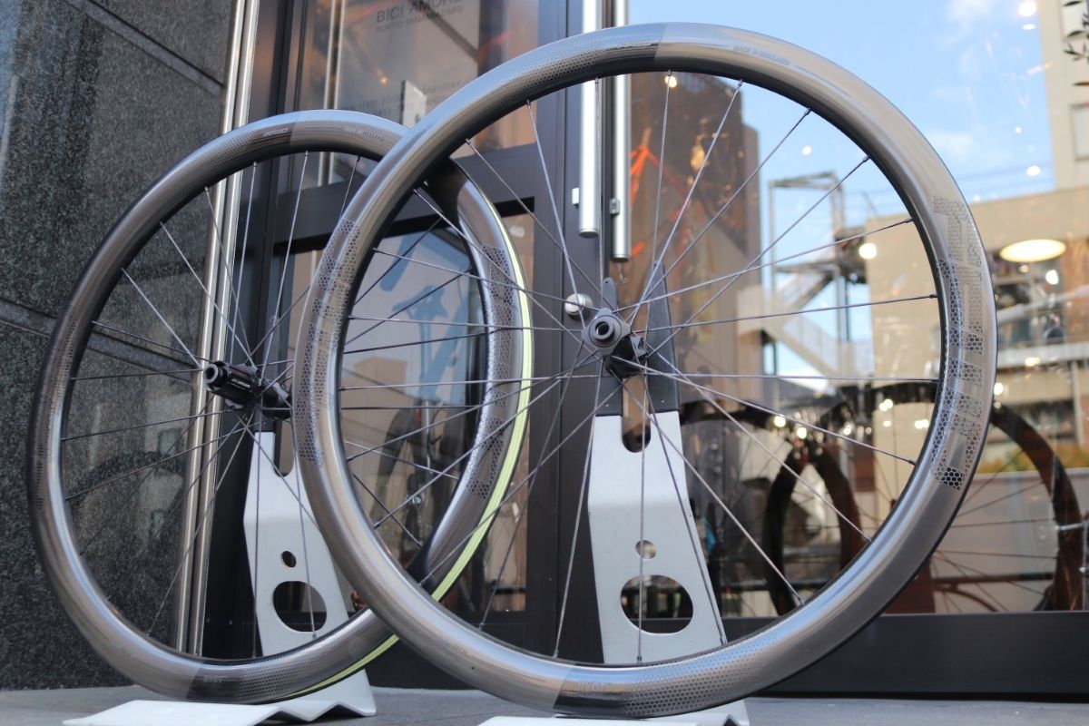 ファストフォワード FFWD RYOT 44 DISC カーボン ディスク 