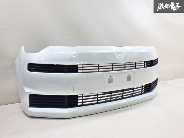 トヨタ 純正 NCP141 スペイド 2016年 フロントバンパー カラー:070 ホワイトパールクリスタルシャイン 52119-52810 即納 棚 2F-G-1