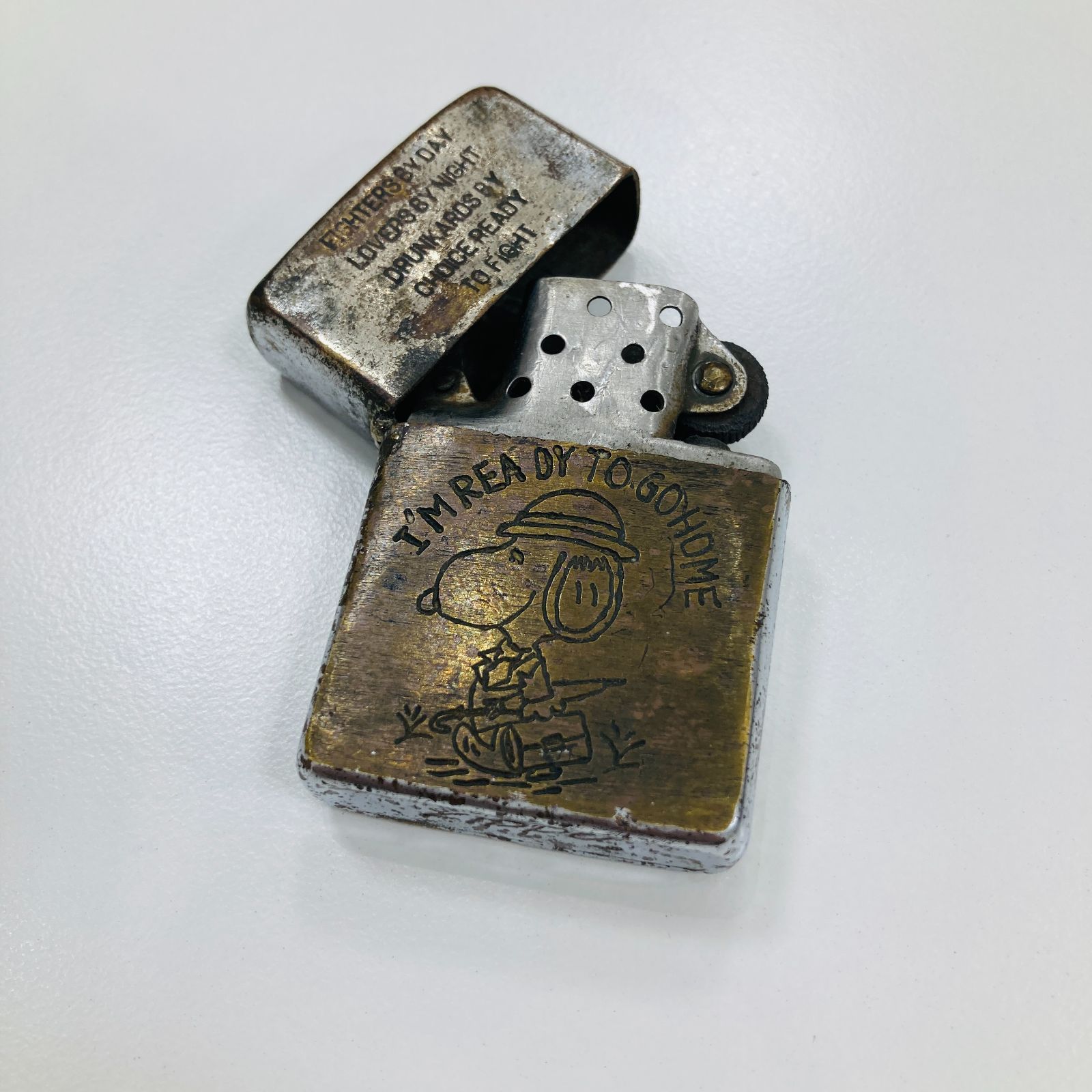 スヌーピー　ベトナムジッポ　zippo 戦争　オイルライター　アンティーク　煙草 ビンテージ】ZIPPO ベトナム戦争 SNOOPY 1966-67年 本物 1967年