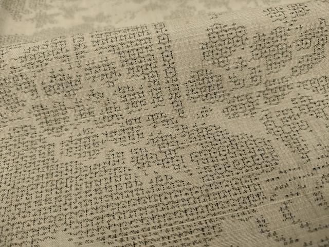 平和屋着物○本場結城紬 重要無形文化財 100亀甲 花籬文 正絹 逸品