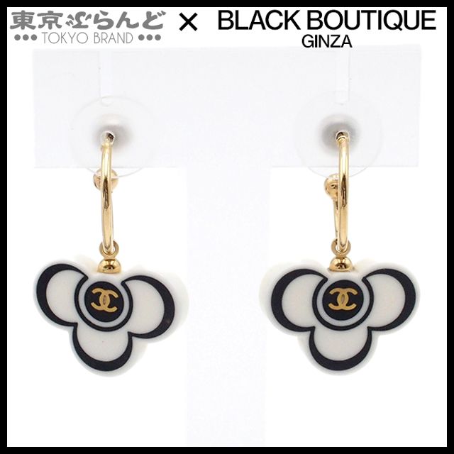 シャネル CHANEL カメリアモチーフ フープ ピアス 02P ホワイトxゴールド メタル プラスチック ピアス レディース 101762141