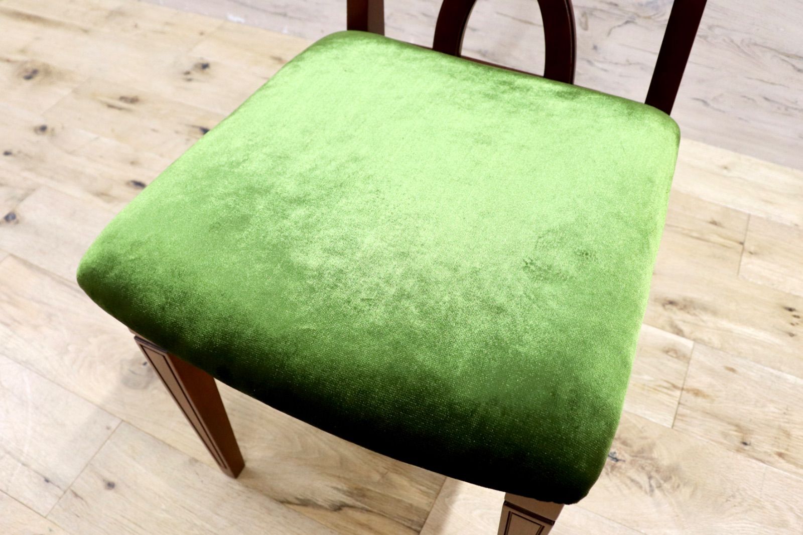 ダイニングチェア ドレッサー