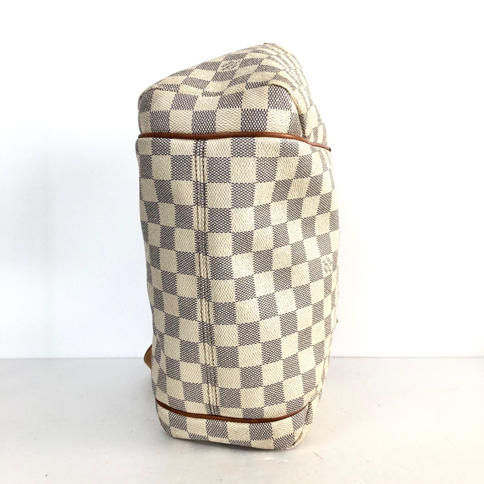 □外観美品□鑑定済み□LOUIS VUITTON ルイヴィトン ダミエ アズール トータリーPM トートバッグ N51261 肩がけ PVC×レザー  フランス製 刻印あり ホワイト ゴールド金具 レディース - メルカリ