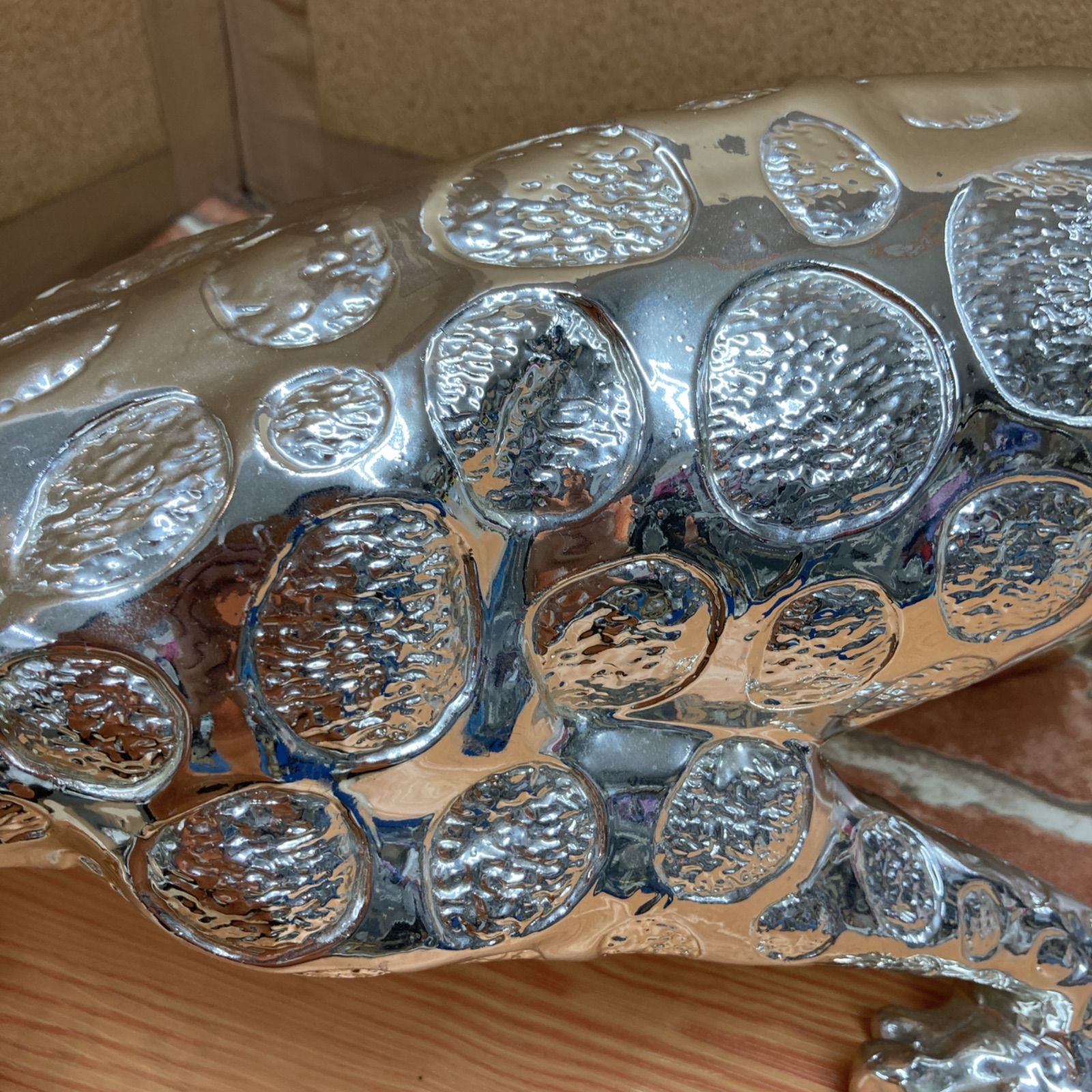 アニマルオブジェ シルバーレオパード