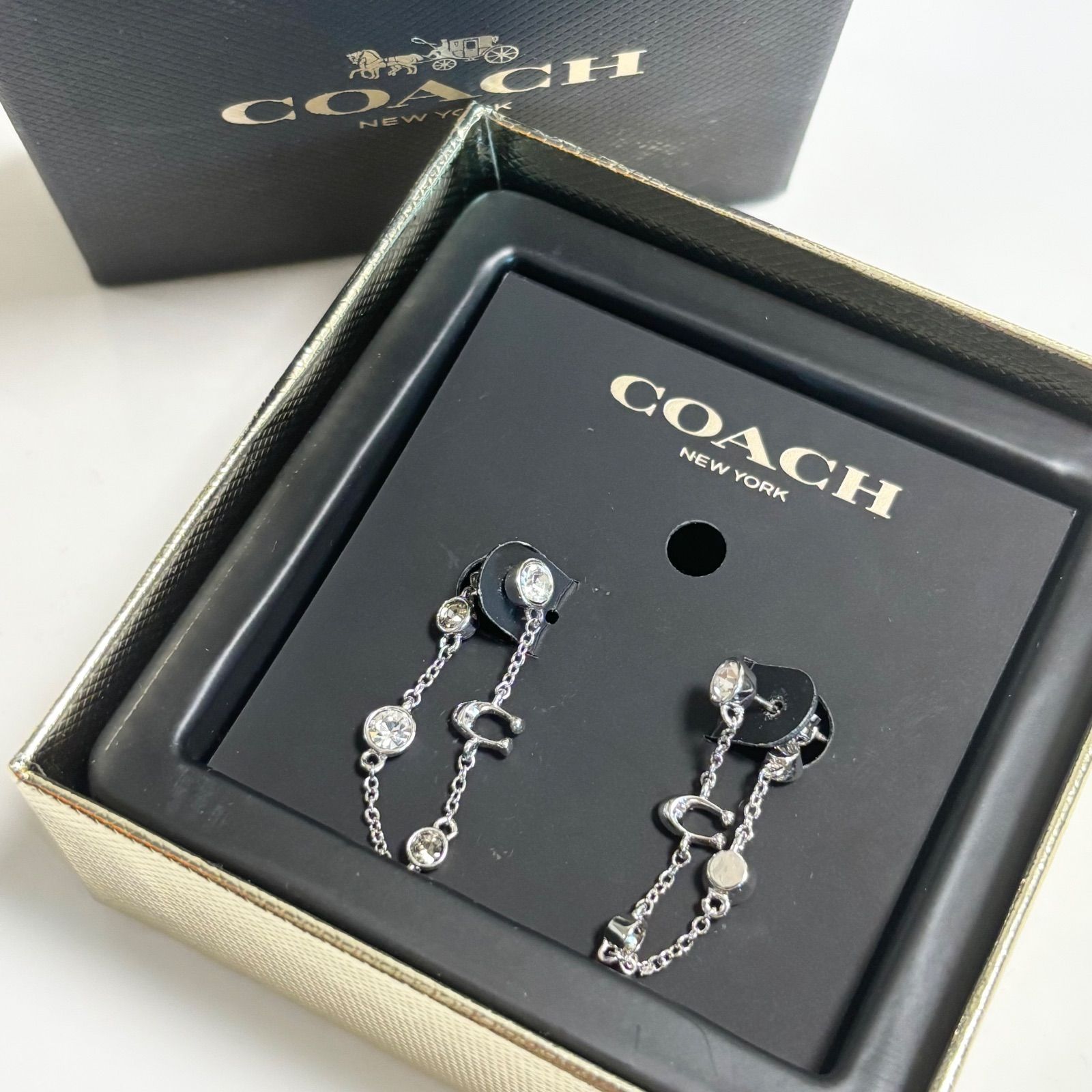 coach コーチ　ピアス　ブランドロゴ シルバー　ストーン　新品未使用品 送料無料】COACH/コーチ/ピアス/ラインストーン/ロゴ/シルバー