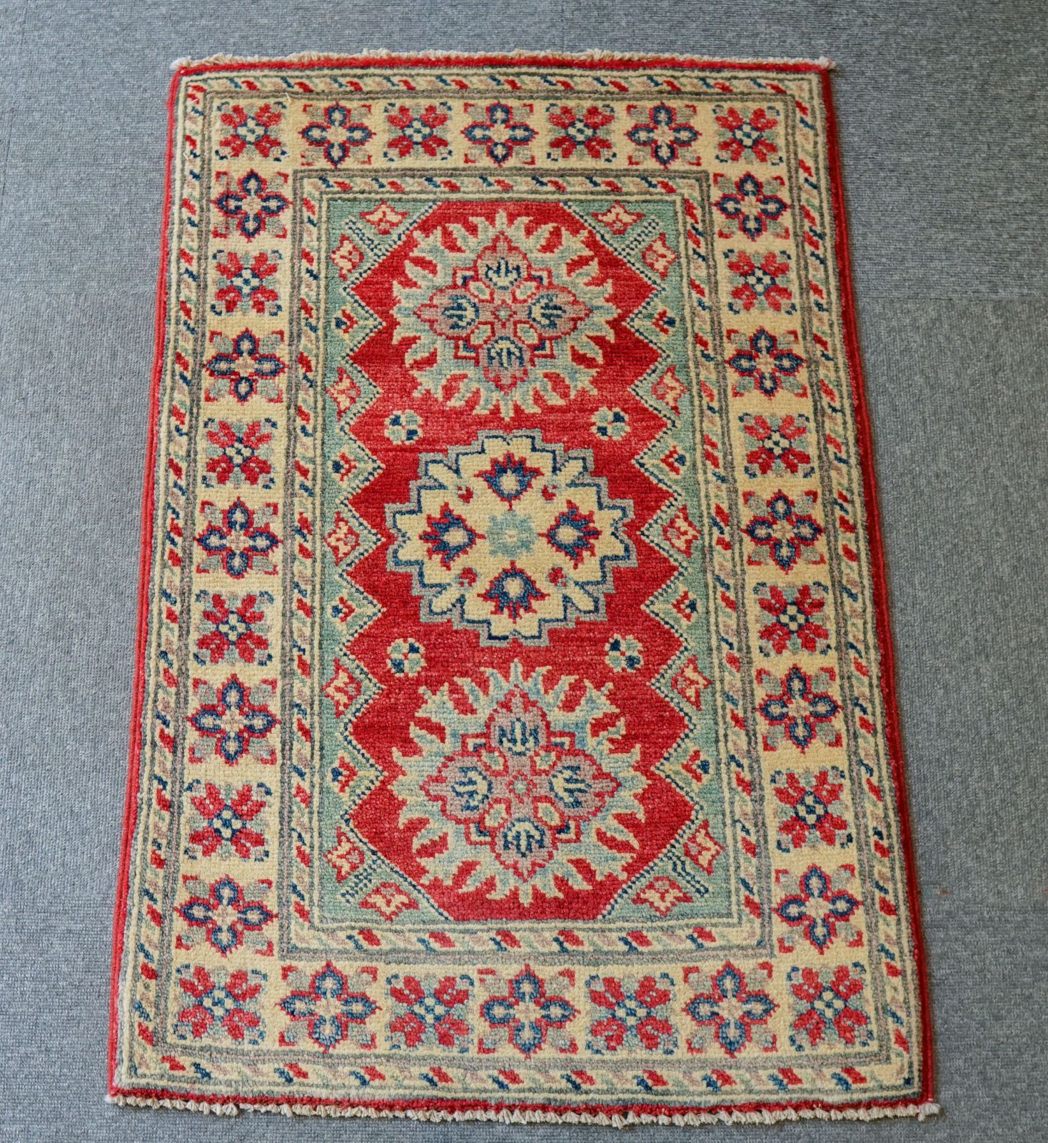 89×60cm ペルシャ手織り絨毯 ペルシャ絨毯 ナイン産 ノーラ 玄関マット 98x60cm 手織り絨毯 PS8224