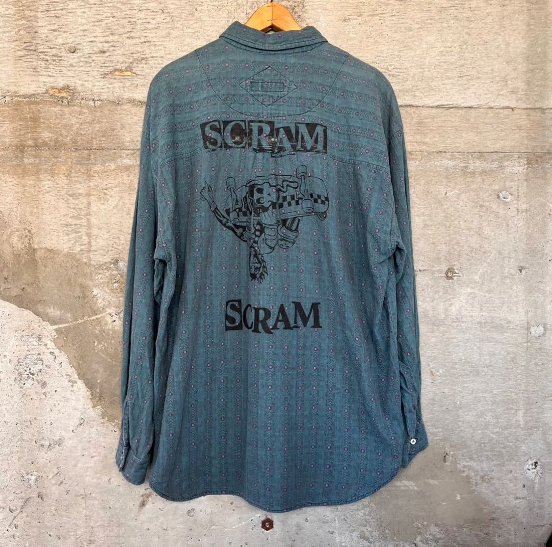 SCRAM×VINTAGEシルクスクリーンプリントボタンダウンシャツ