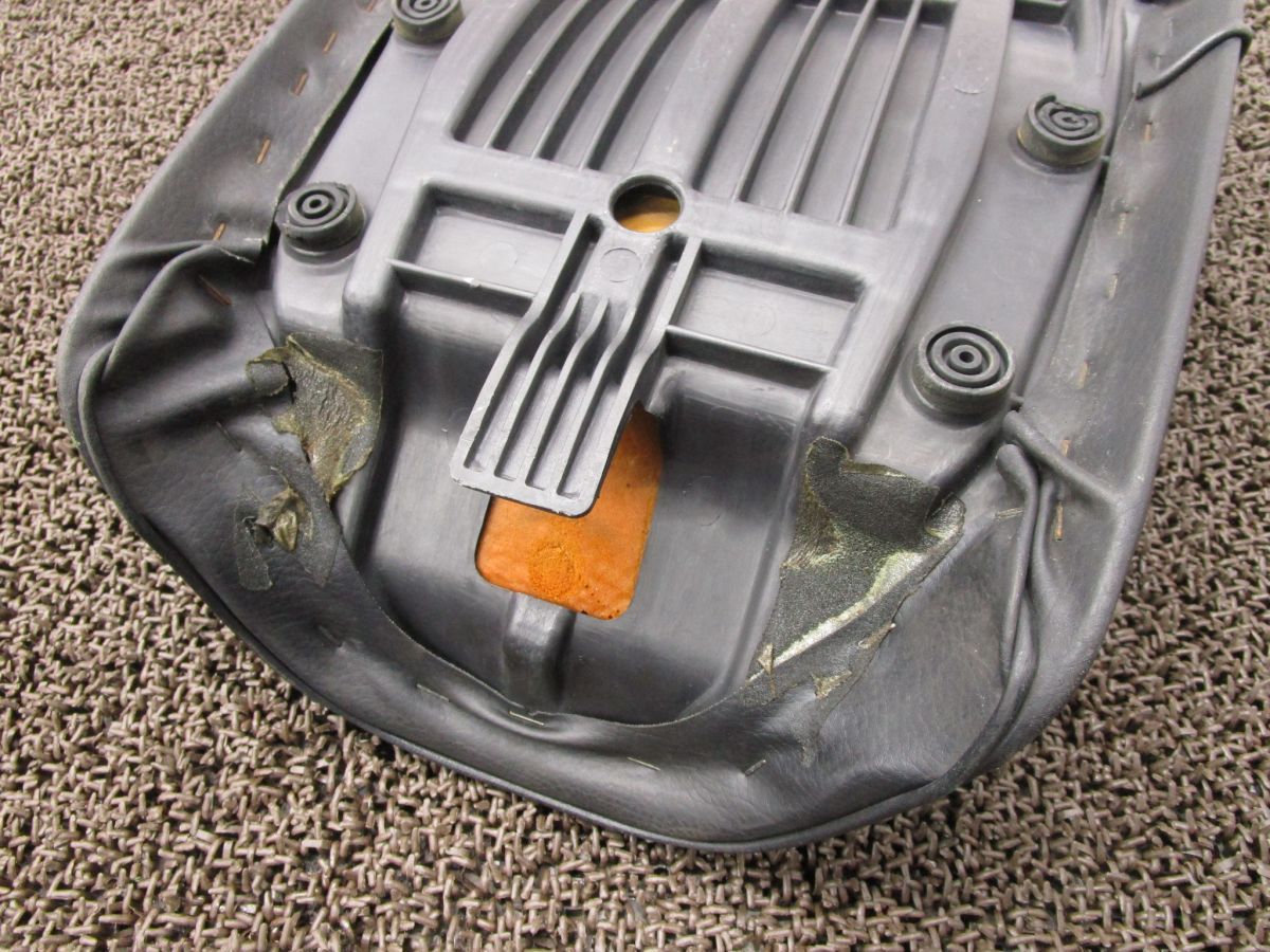 格安通販サイト。 XJR1200 シート □A6790 4KG ヤマハ 4CC キャブ車 動画有 最終大幅値下げ。