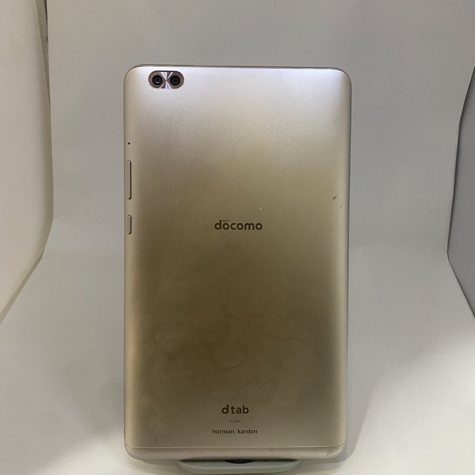 docomo dtab ゴールド　d02k Amazon.co.jp: HUAWEI(ファーウェイ) docomo dtab Compact d-02K
