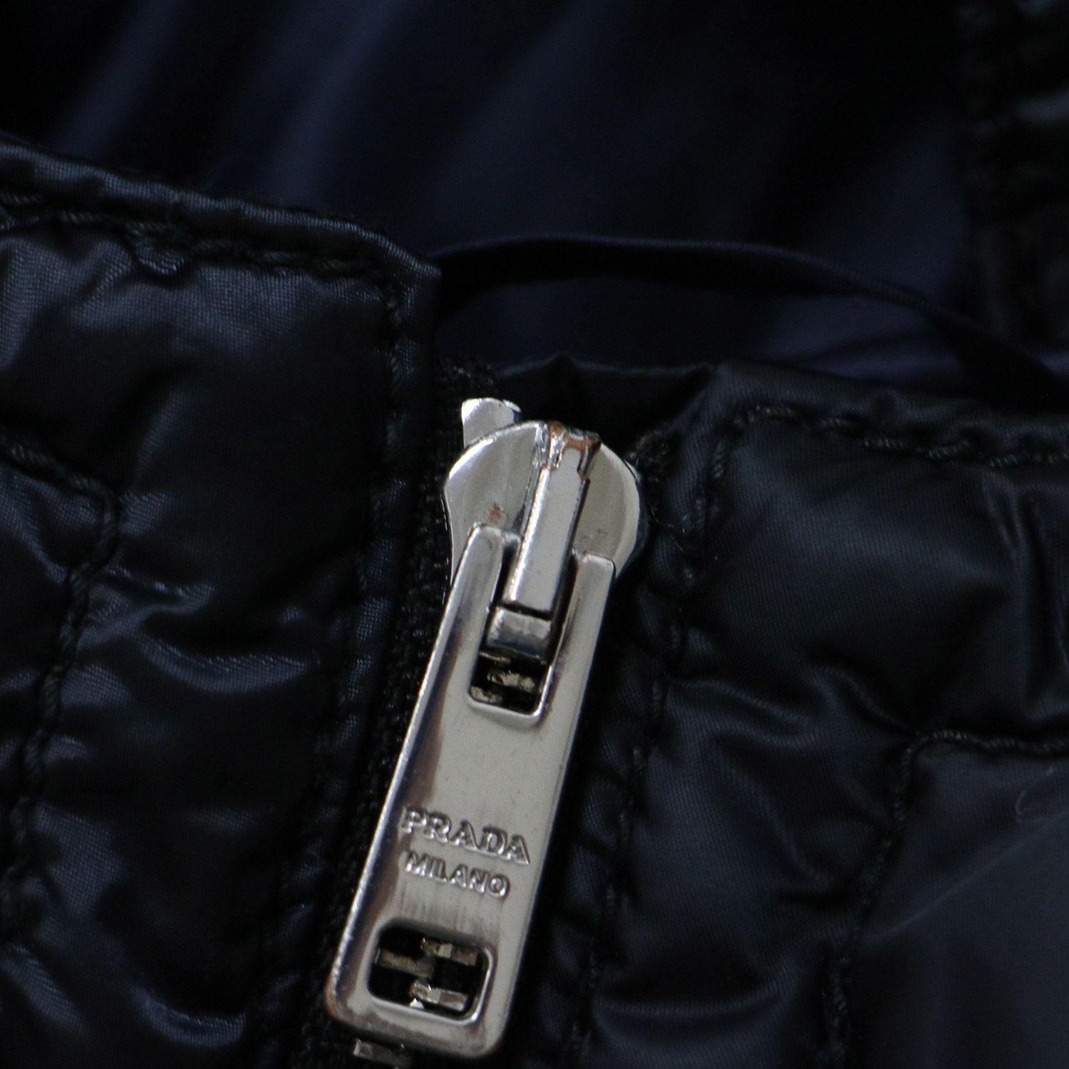 PRADA プラダ ダウン ジャケット 中綿 ブラック 黒 40(L) ナイロン 