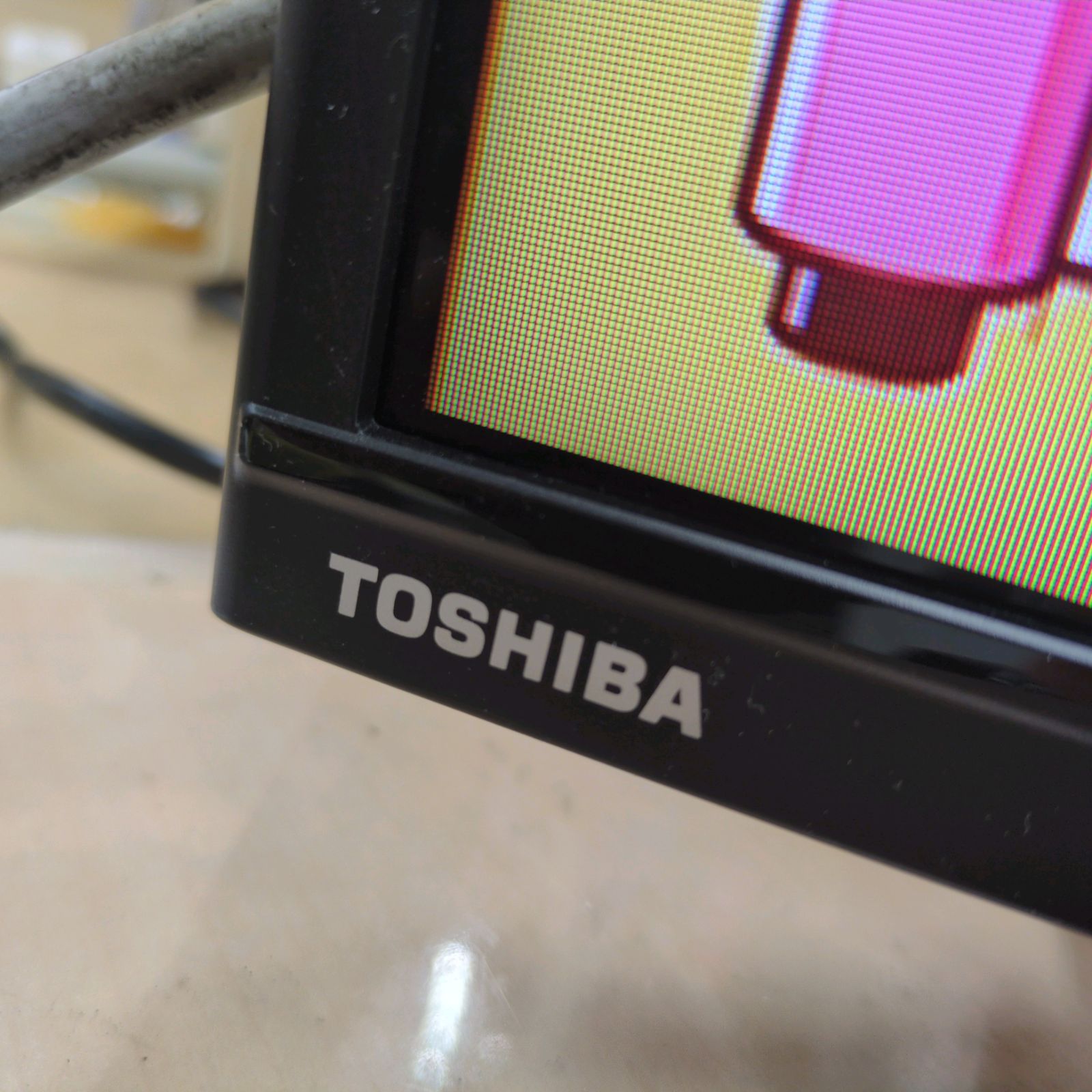 J205 ★TOSHIBA★32インチ地デジTV★32S24★2022年製 J205 ☆TOSHIBA☆32インチ地デジTV☆32S24☆2022年製 【公式通販】