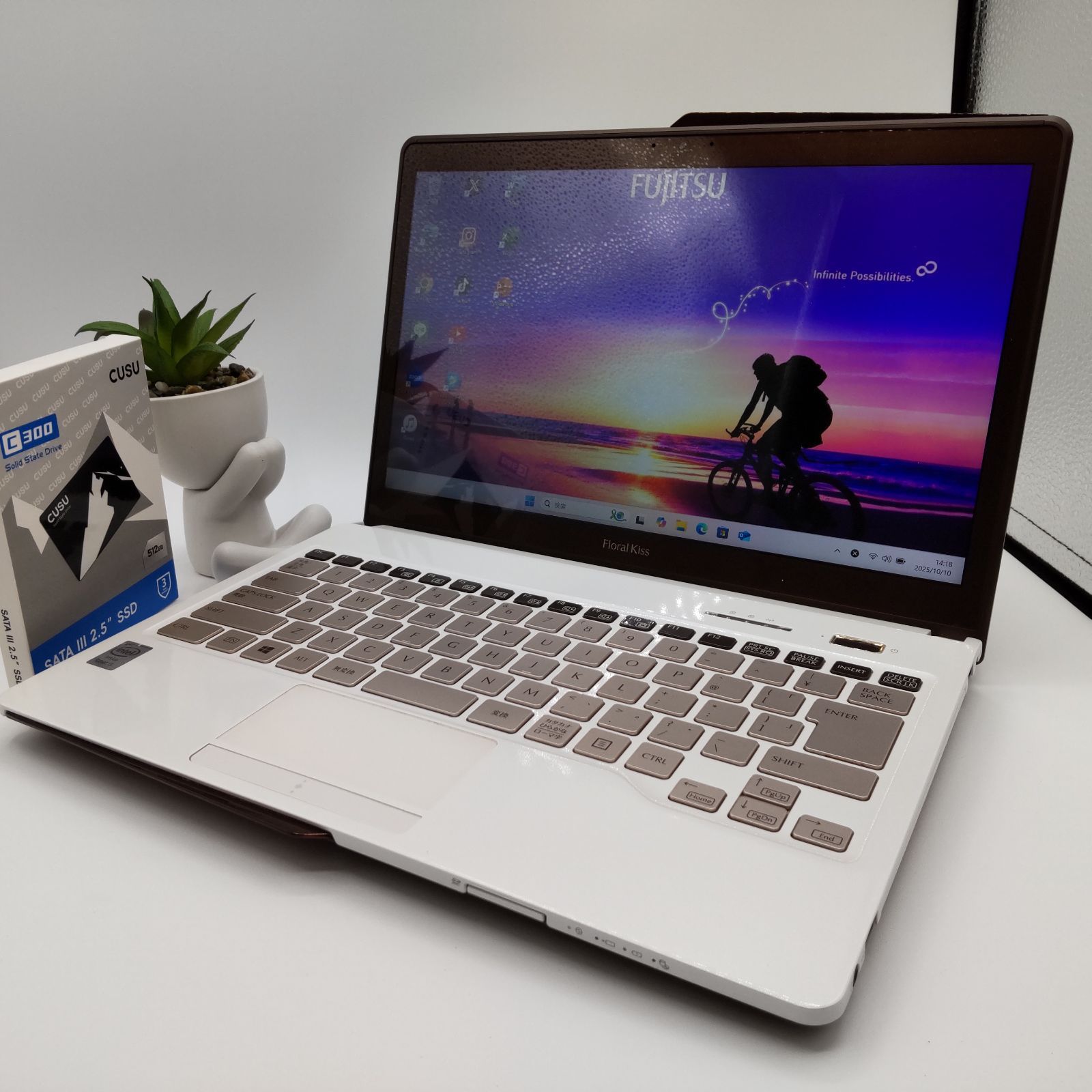 ✳️超希少ツートンカラー✨フローラルキス✨新品SSD512GB❣️おしゃれなパソコン 希少ツートン】富士通 Floral Kiss SSD512GB 美品 - メルカリ