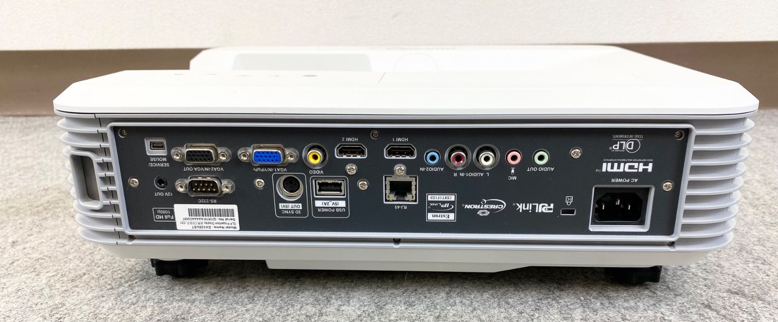 超短焦点フルHDプロジェクターOPTOMA EH320UST+専用ケースセット 超短