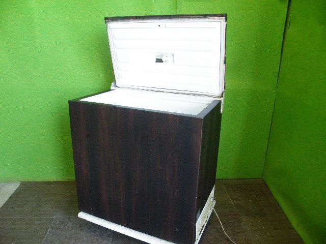 サンデン 冷凍ケース 動作良好 SH-F190X 上開きタイプ 184L 単相100V 1999年製 チェストフリーザー C-1543