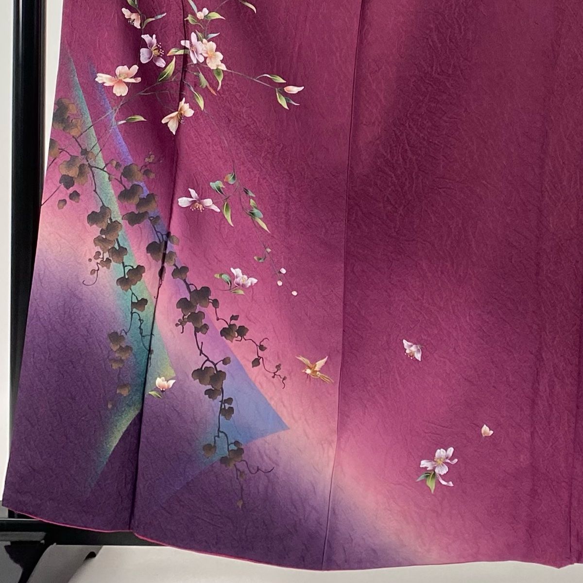 付下げ 身丈161cm 裄丈66cm M 袷 やまと 草花 鳥 金銀彩 刺繍 赤