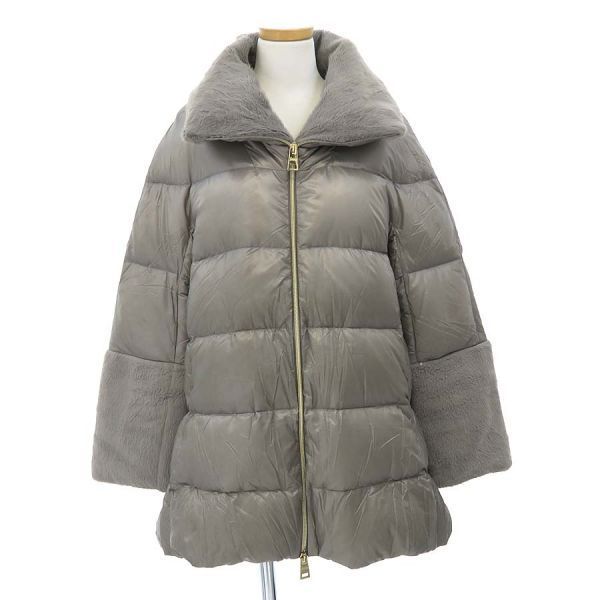 【専用】✨ ヘルノ ダウン 半袖 42 L ベージュ グレージュ ダウン90% 専用】✨ ヘルノ ダウン 半袖 42 L ベージュ グレージュ ダウン90%
