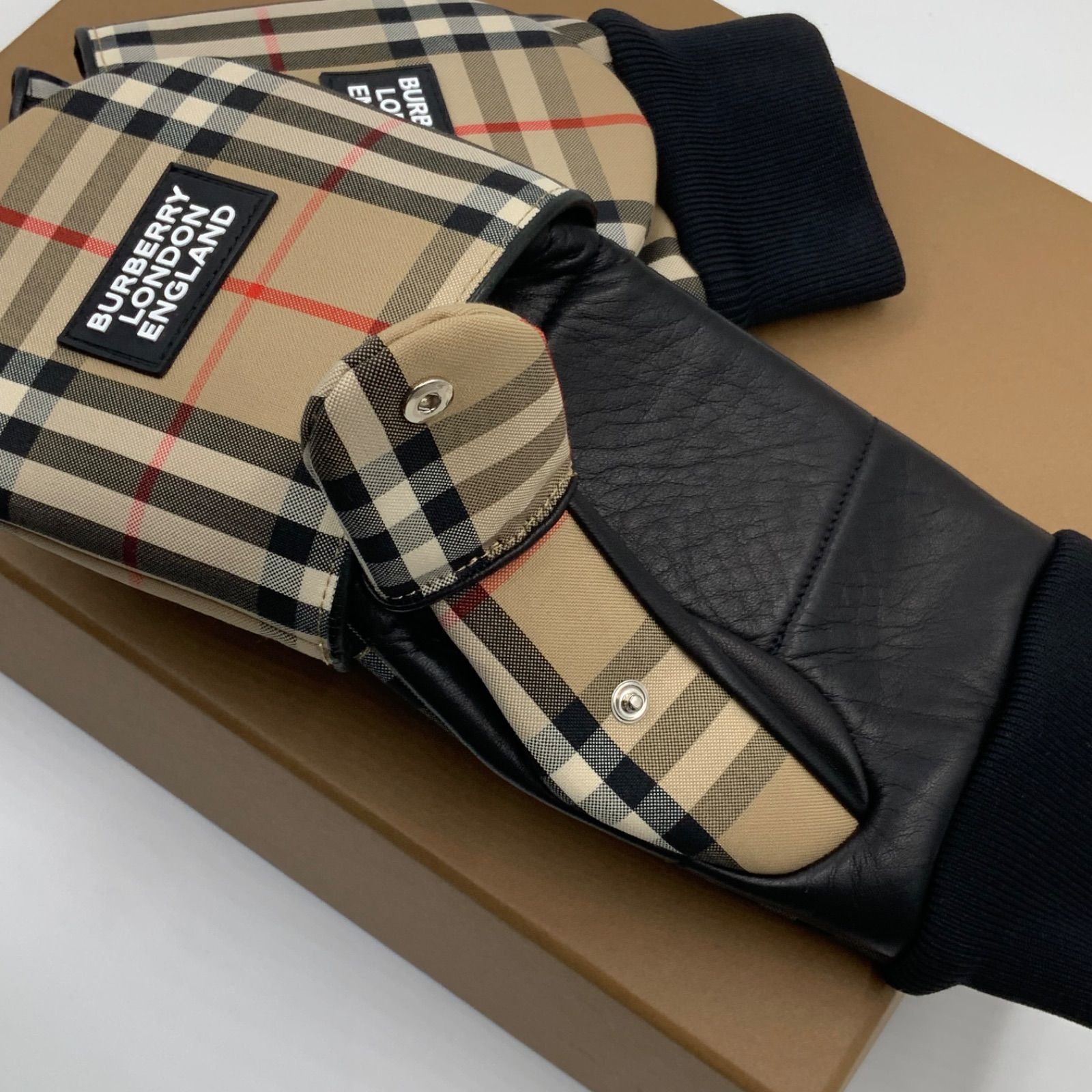 バーバリー グローブ 手袋 フィンガーレス ラムレザー Mサイズ  