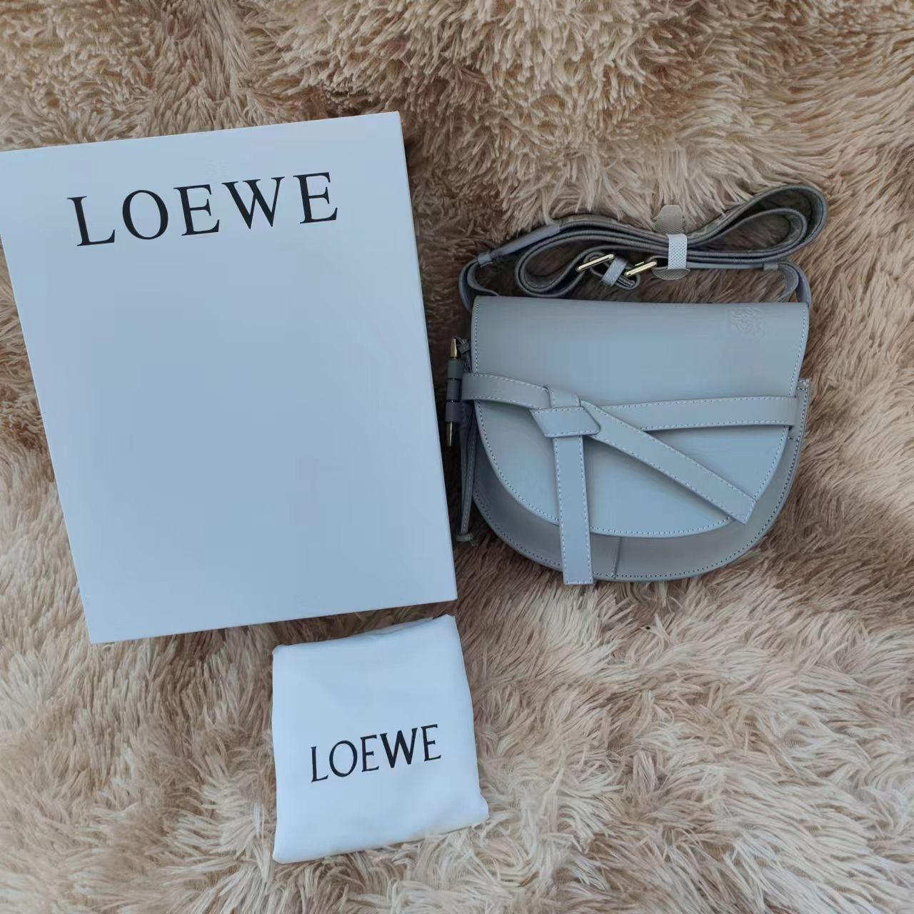 LOEWE ロエベ　ゲート　バムバッグ