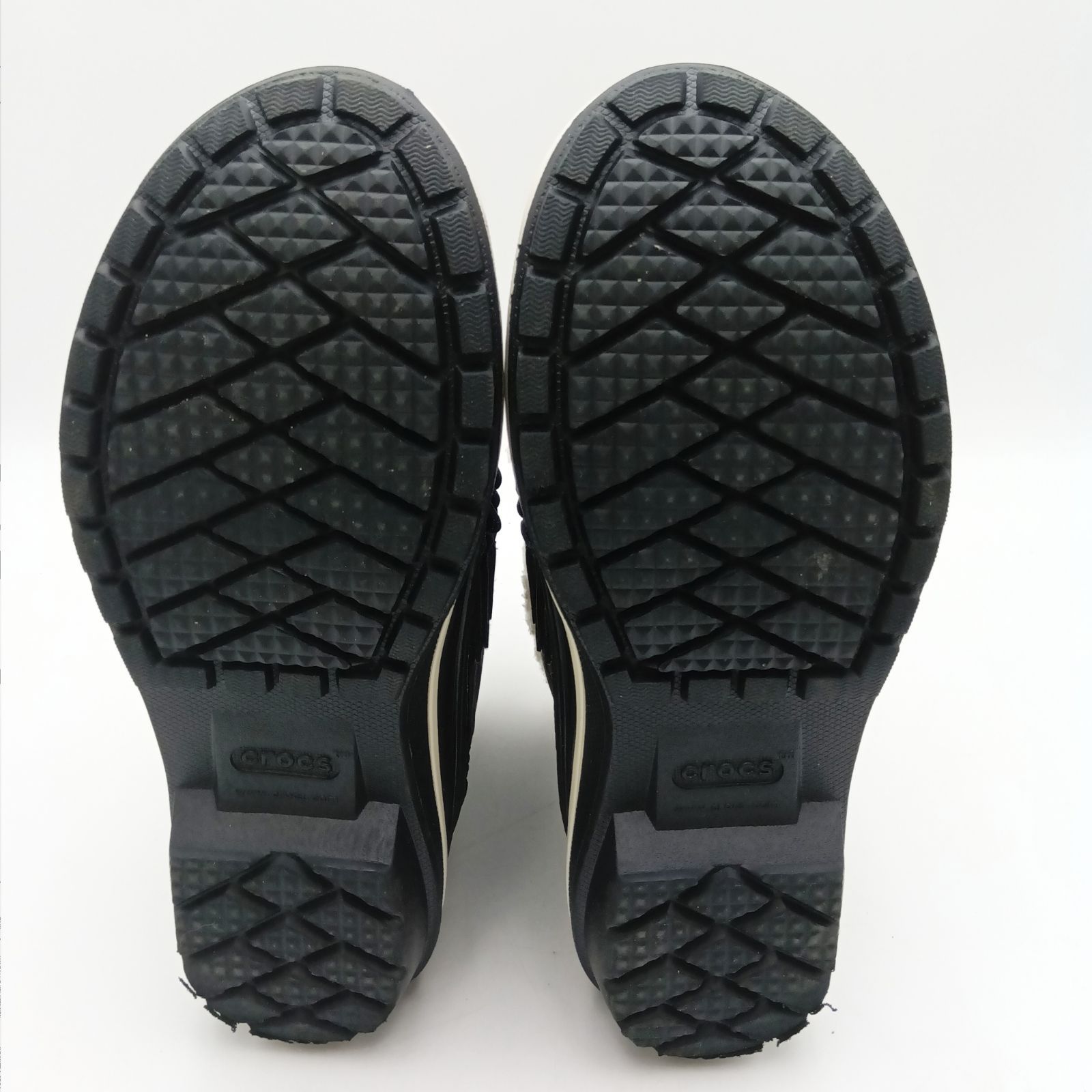 お得セット crocs メルカリ - E-1-2 レディース W6 ブラック ボア 雪 冬 防水 防寒 2.0 オールキャスト ブーツ クロックス 靴