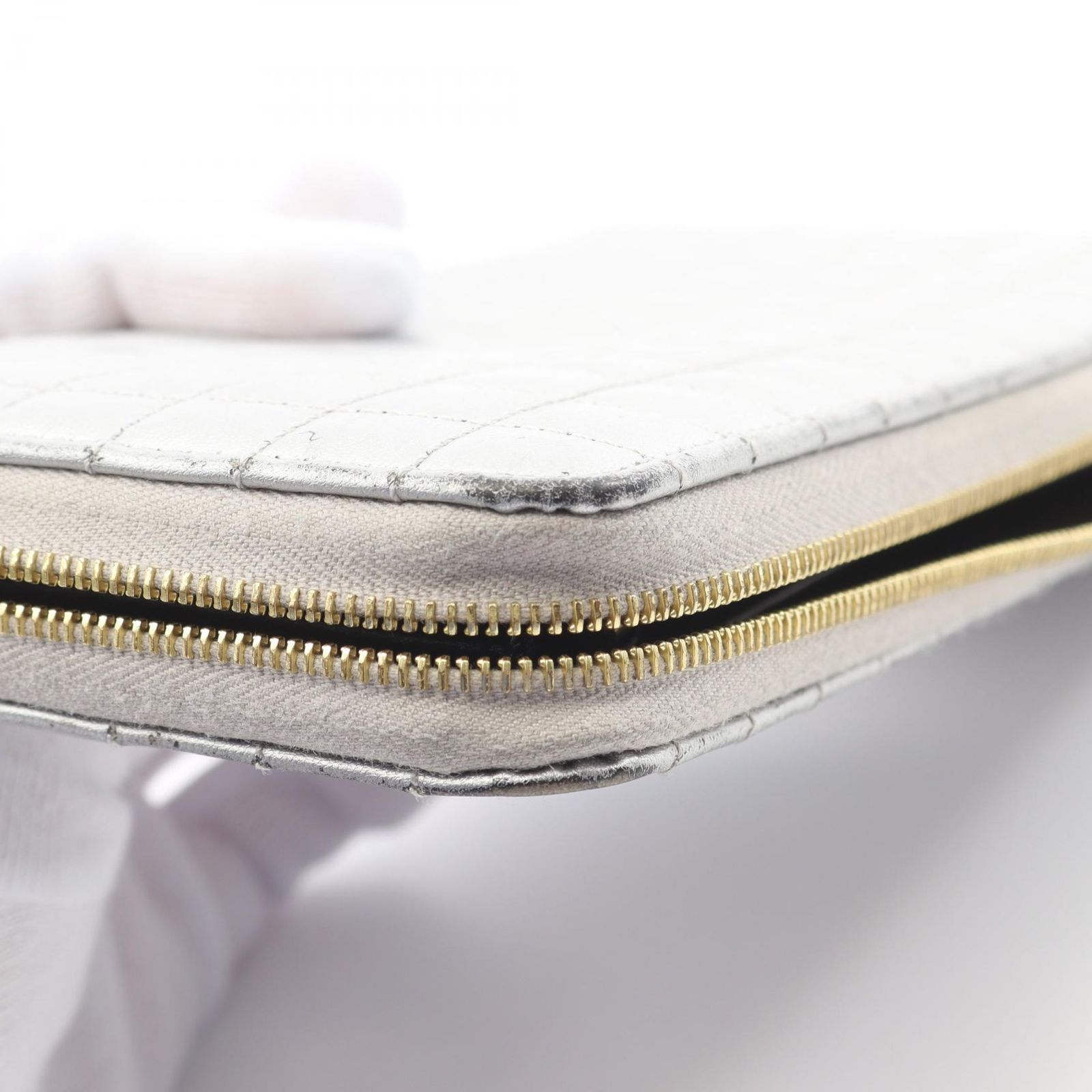 セリーヌ CELINE ラウンド長財布 Cチャーム ラージ ジップドウォレット  