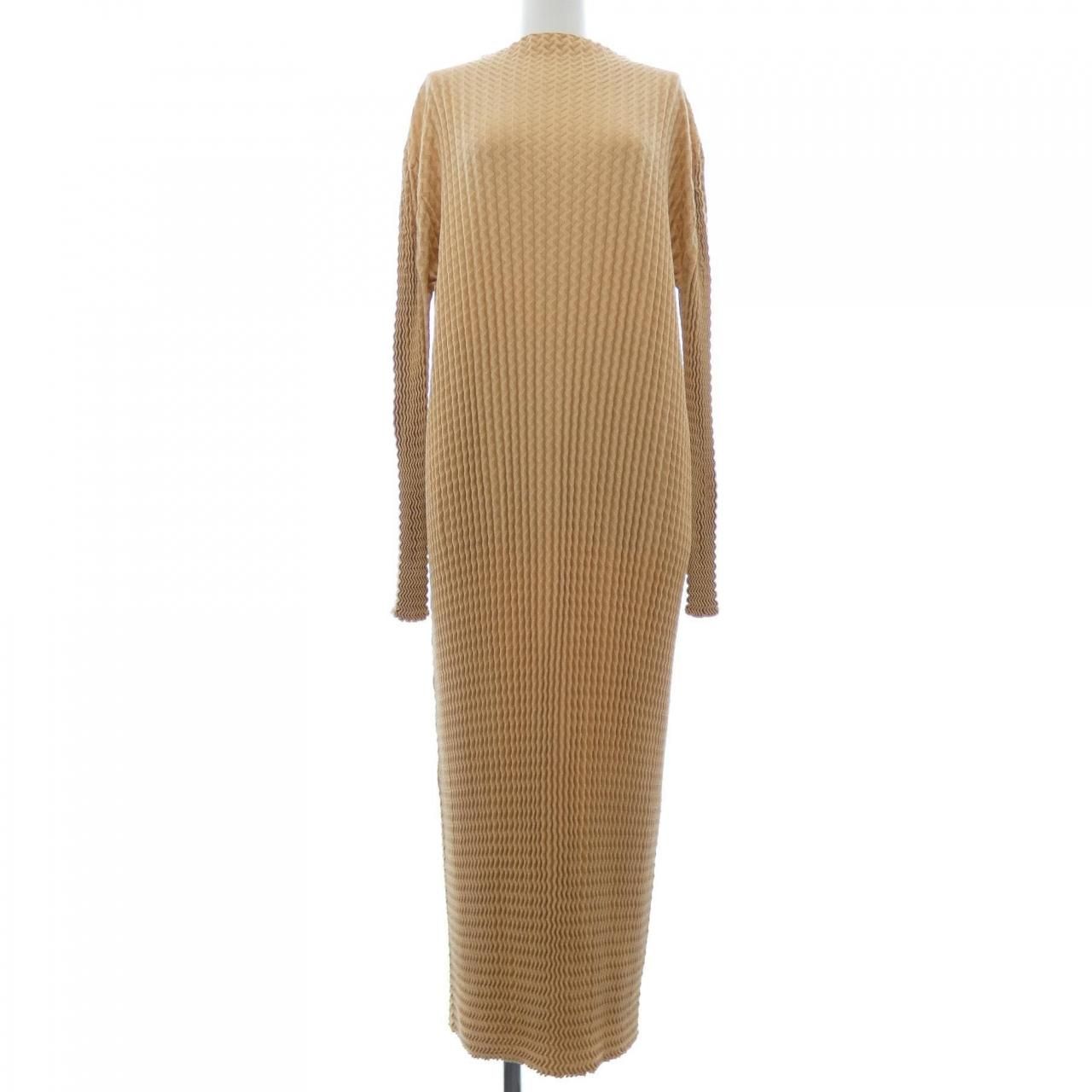 イッセイミヤケ ISSEY MIYAKE ワンピース