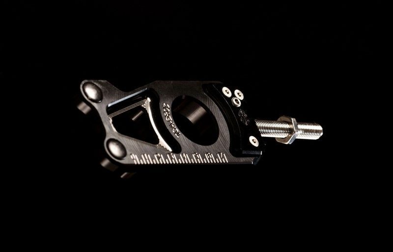 GILLES TOOLING / ギルズツーリング チェーンアジャスター TCA ブラック KAWASAKI | TCA-ZX10JBF-B