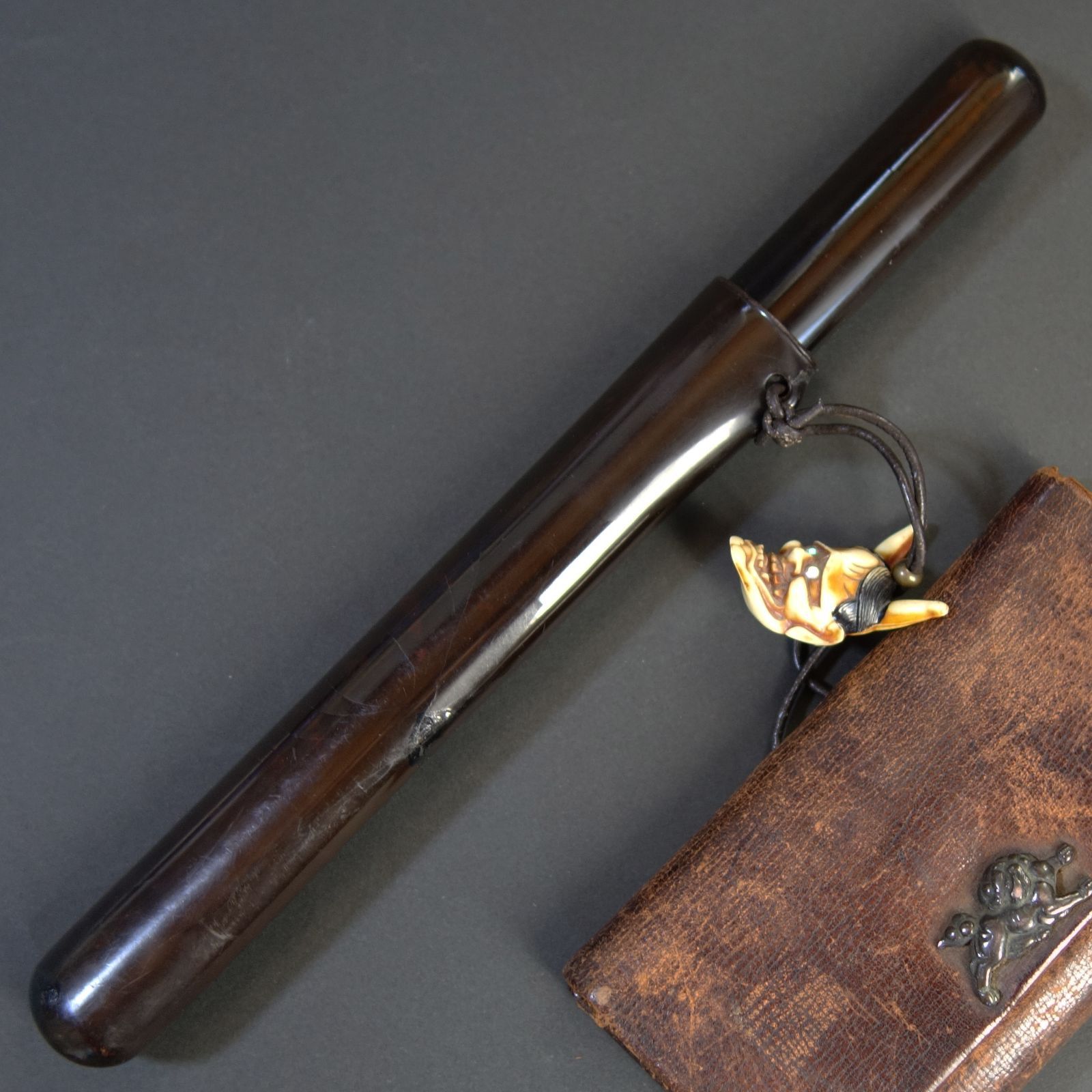 金唐革 煙管・煙草入れ 煙管付き 金唐革煙管・煙草入れ煙管付き 金唐革