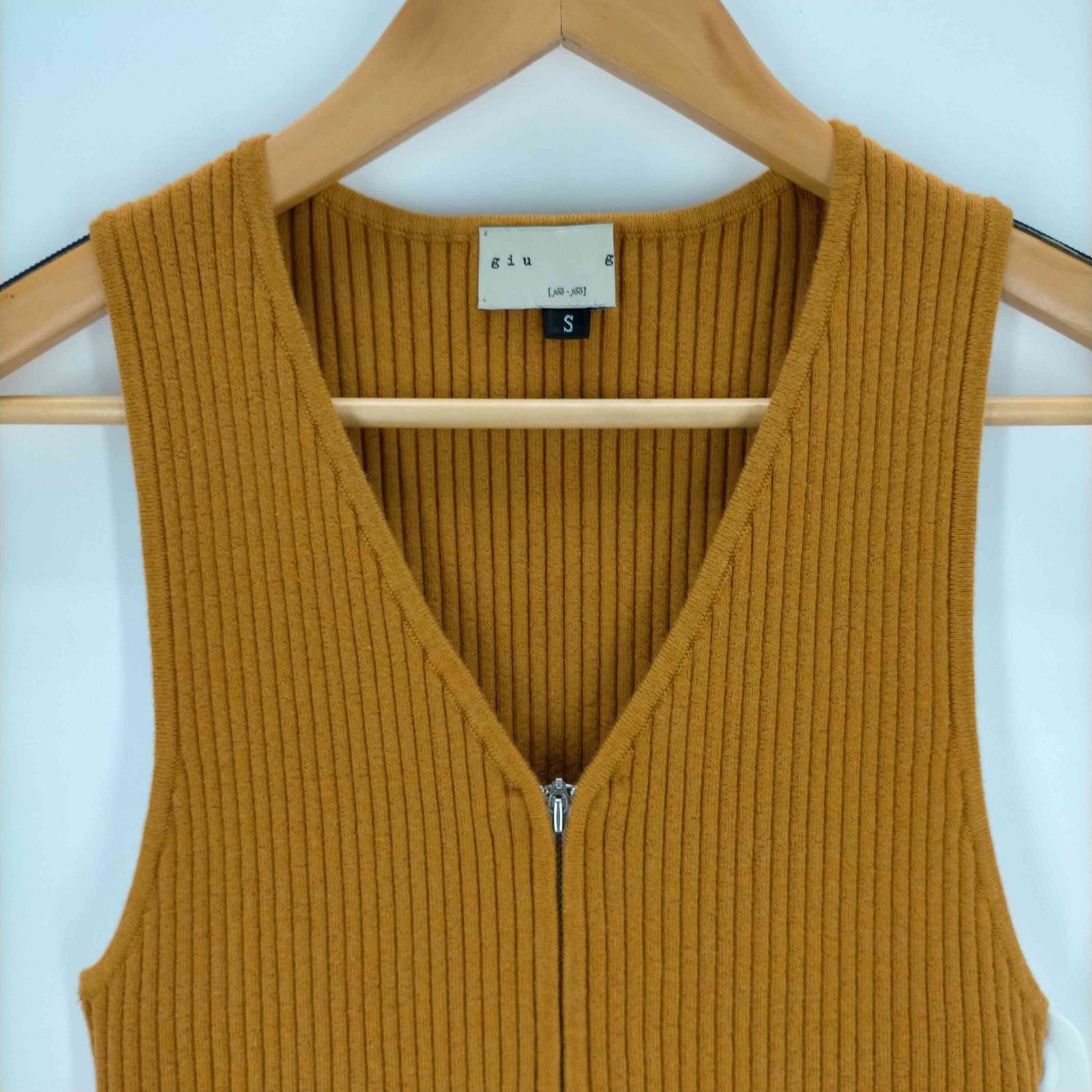 USED古着(ユーズドフルギ) giugiu nonna vest レディース JPN：2  中古 古着 0427 ユーズドフルギ USED古着 giugiu nonna vest レディース JPN：2
