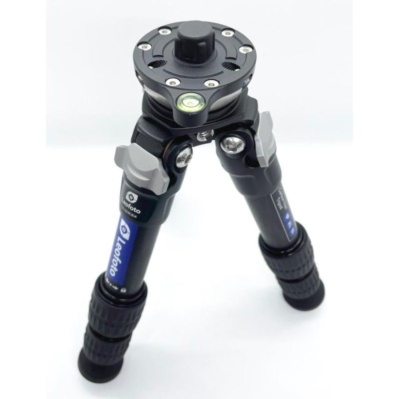 当日発送 並行輸入品 レオフォト Leofoto Ls-223CEX レベリング カーボン三脚