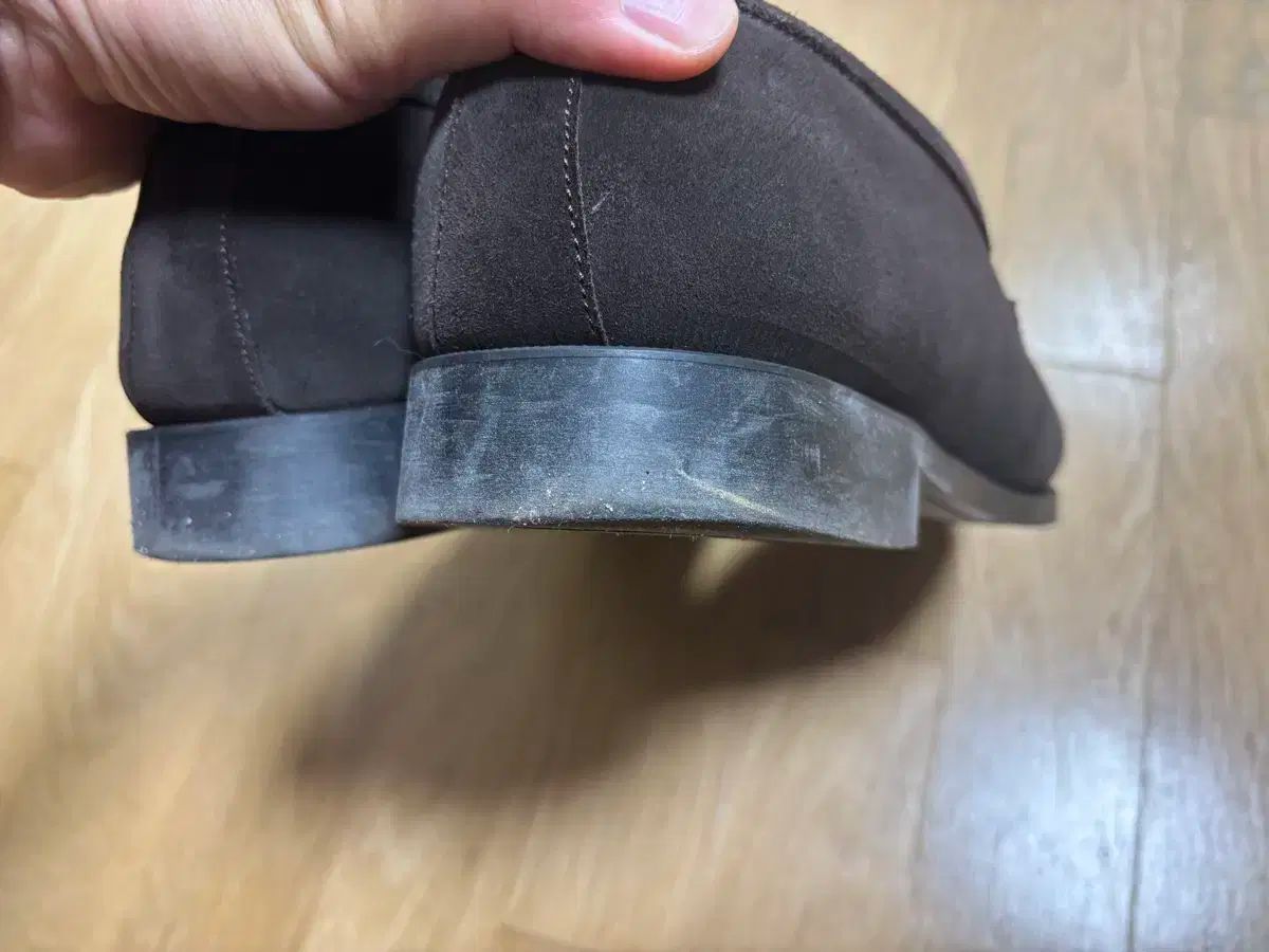 郵便配達員 スエード ペニーローファー