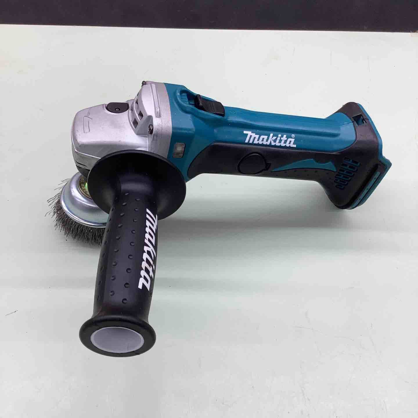 ☆マキタ(makita) コードレスディスクグラインダ GA402DZ越谷店 マキタ 