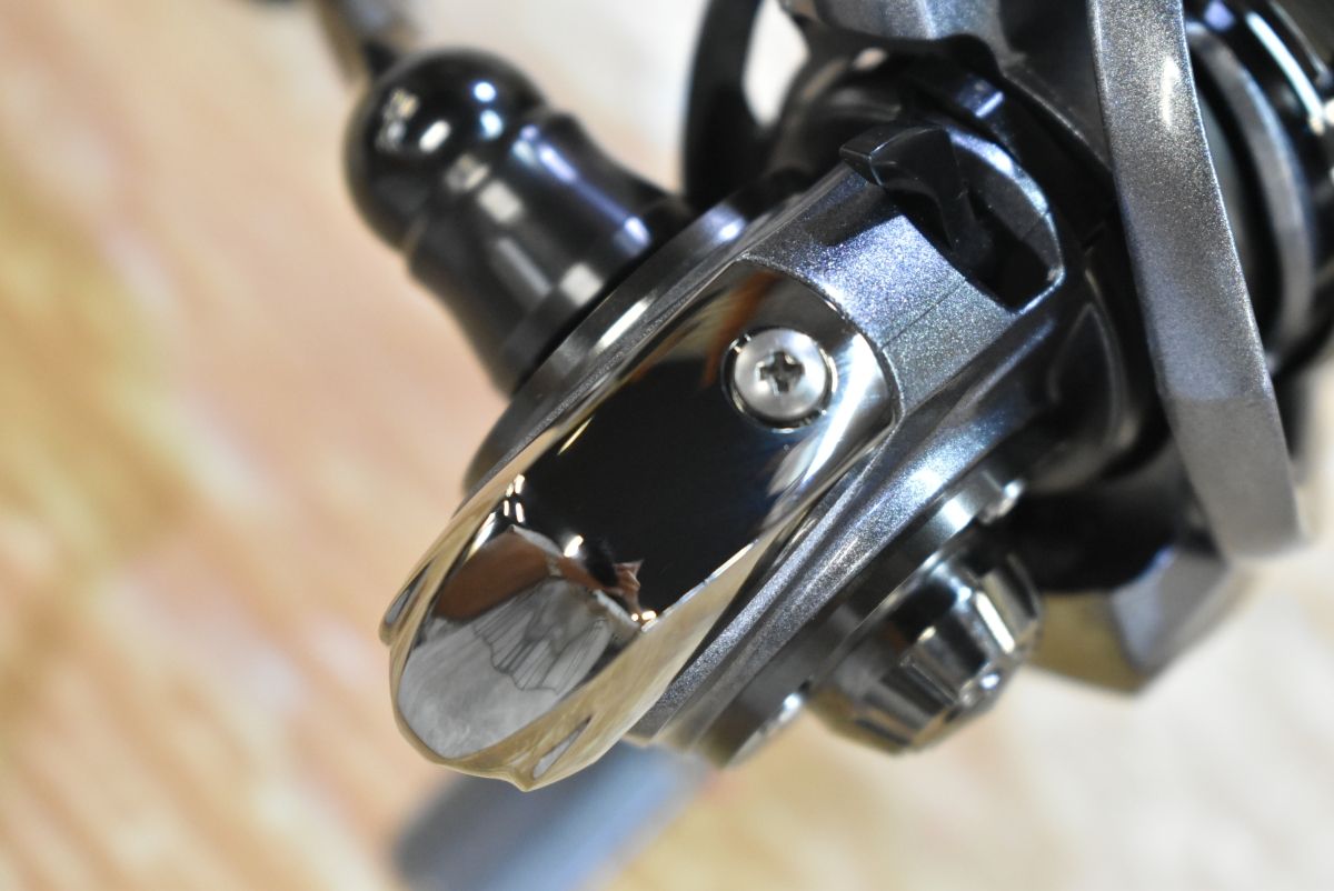 ダイワ 15 ルビアス 2004 DAIWA Luvias スピニングリール ライトゲーム バスフィッシング アジング メバリング 等