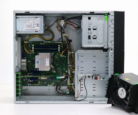 富士通 PRIMERGY TX1330 M4 Xeon E-2124 3.3GHz 16GB 500GBx2台(SATA3
