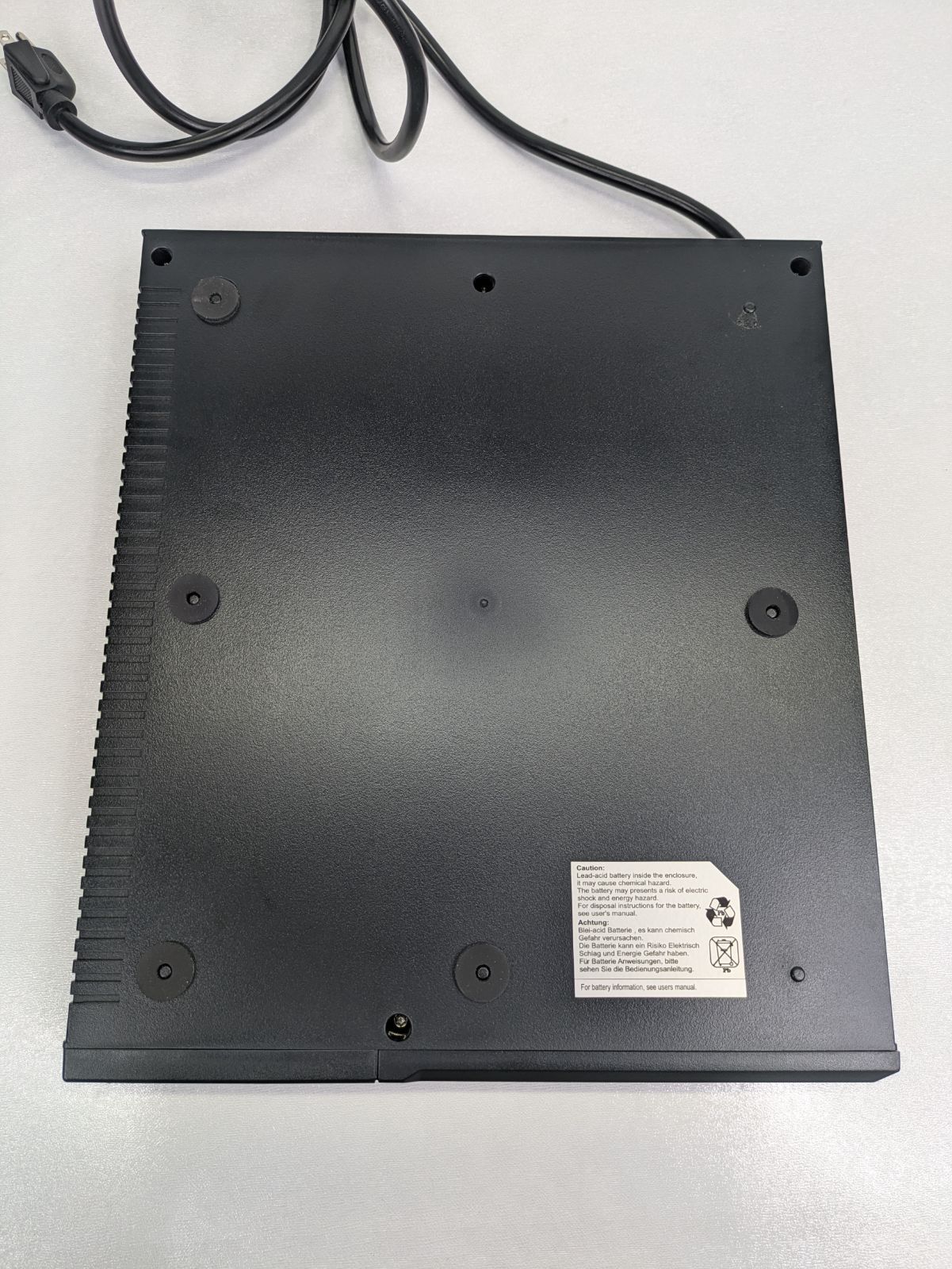 通電確認済み】OMRON・オムロン・BY50FW・無停電電源装置(UPS