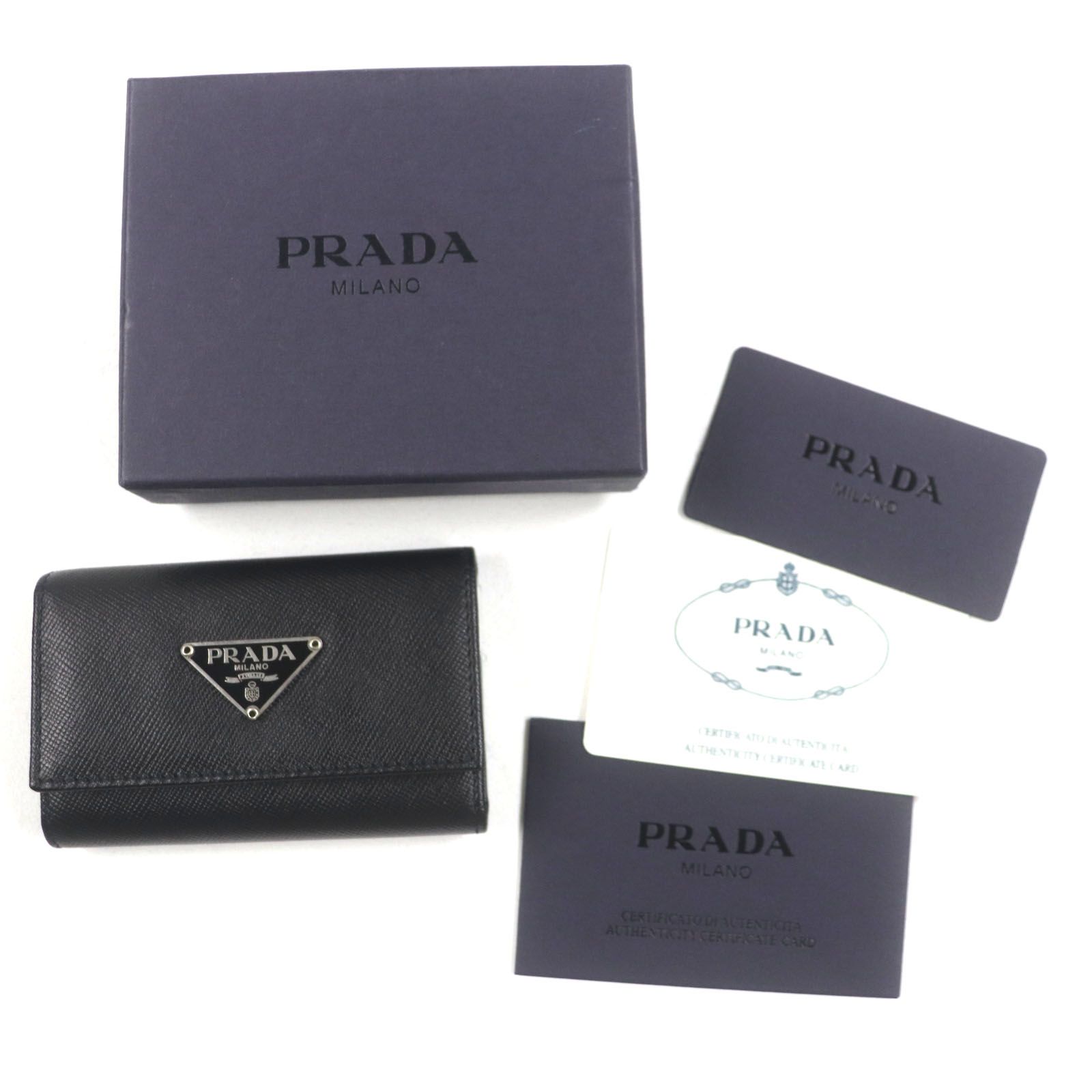 ♥品 PRADA プラダ M222A サフィアーノレザー トライアングルロゴ 三角プレート 6連 キーケース ブラック き イタリア製 メンズ