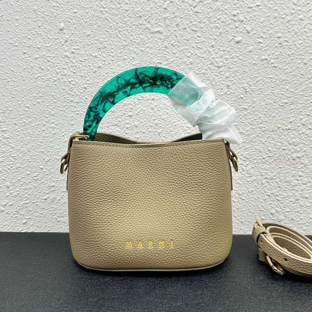 未使用 レザー製 Veniceミニバケットバッグ Marni ショルダーバッグ スモール バケット バッグ#4448