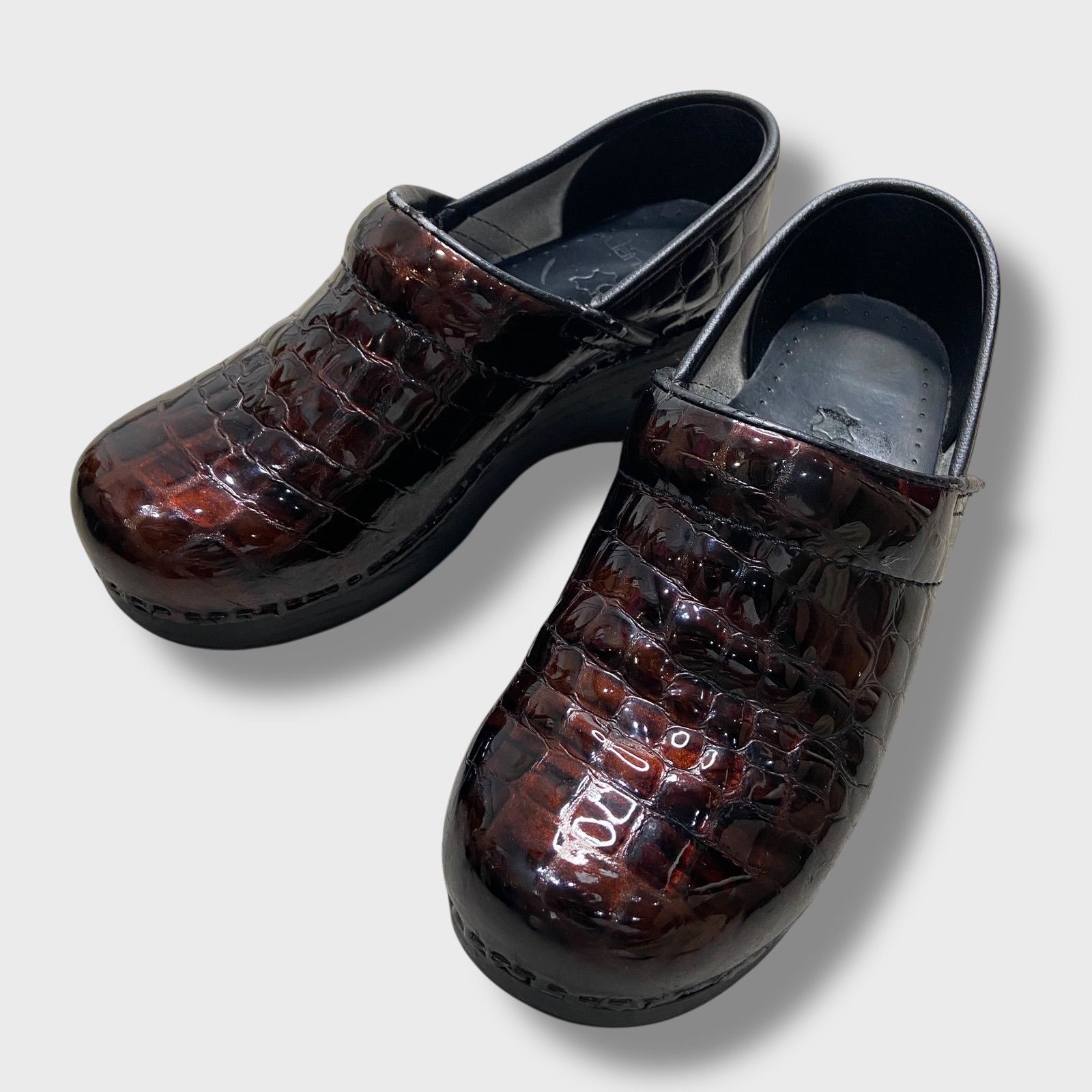 ☆dansko☆ダンスコ☆プロフェッショナル☆パテントレザークロッグ 