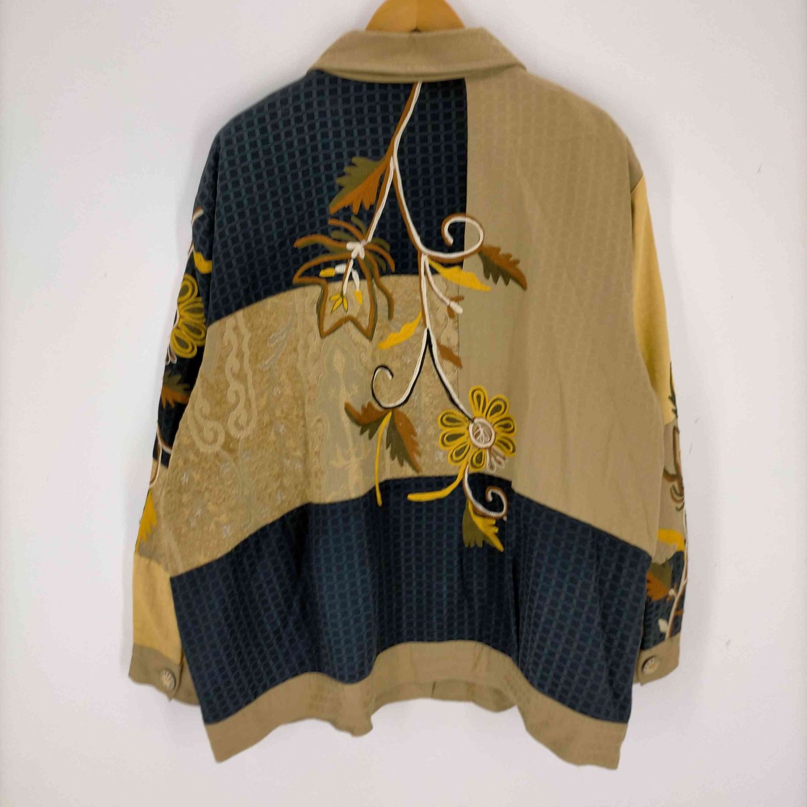 USED古着(ユーズドフルギ) INDIGO MOON フラワー刺繍ジャケット レディース  2X 中古 古着 1223 ユーズドフルギ USED古着 INDIGO MOON フラワー刺繍ジャケット