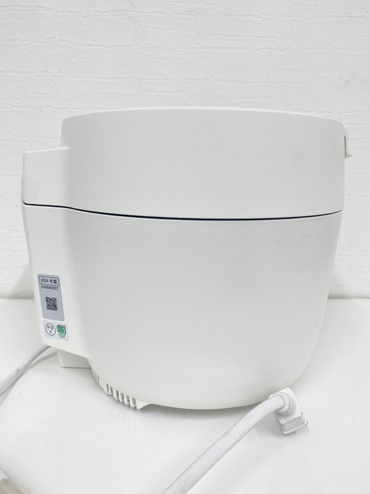 出産 B-692 Panasonic パナソニック 圧力IHジャー炊飯器 SR-R10B 2025年製 5合炊 ホワイト 通電 済み