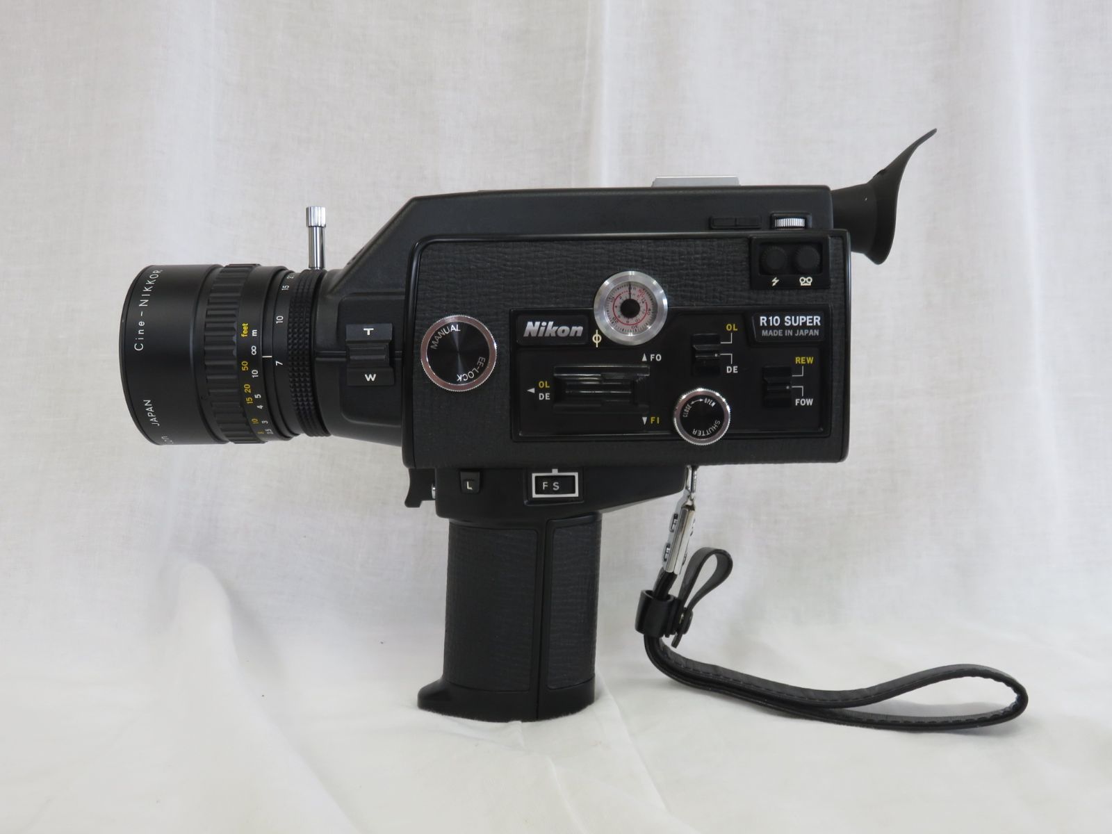 Nikon R10 Super 8mm カメラ  ジャンク品