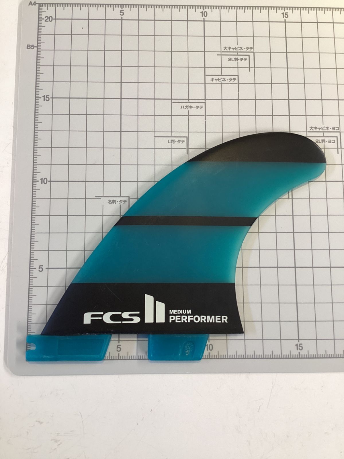 未使用美品　FCS2 パフォーマー　ネオグラス　Sサイズ FCS2 FCS 2 パフォーマー ネオ グラス 3フィン XS GROM - メルカリ